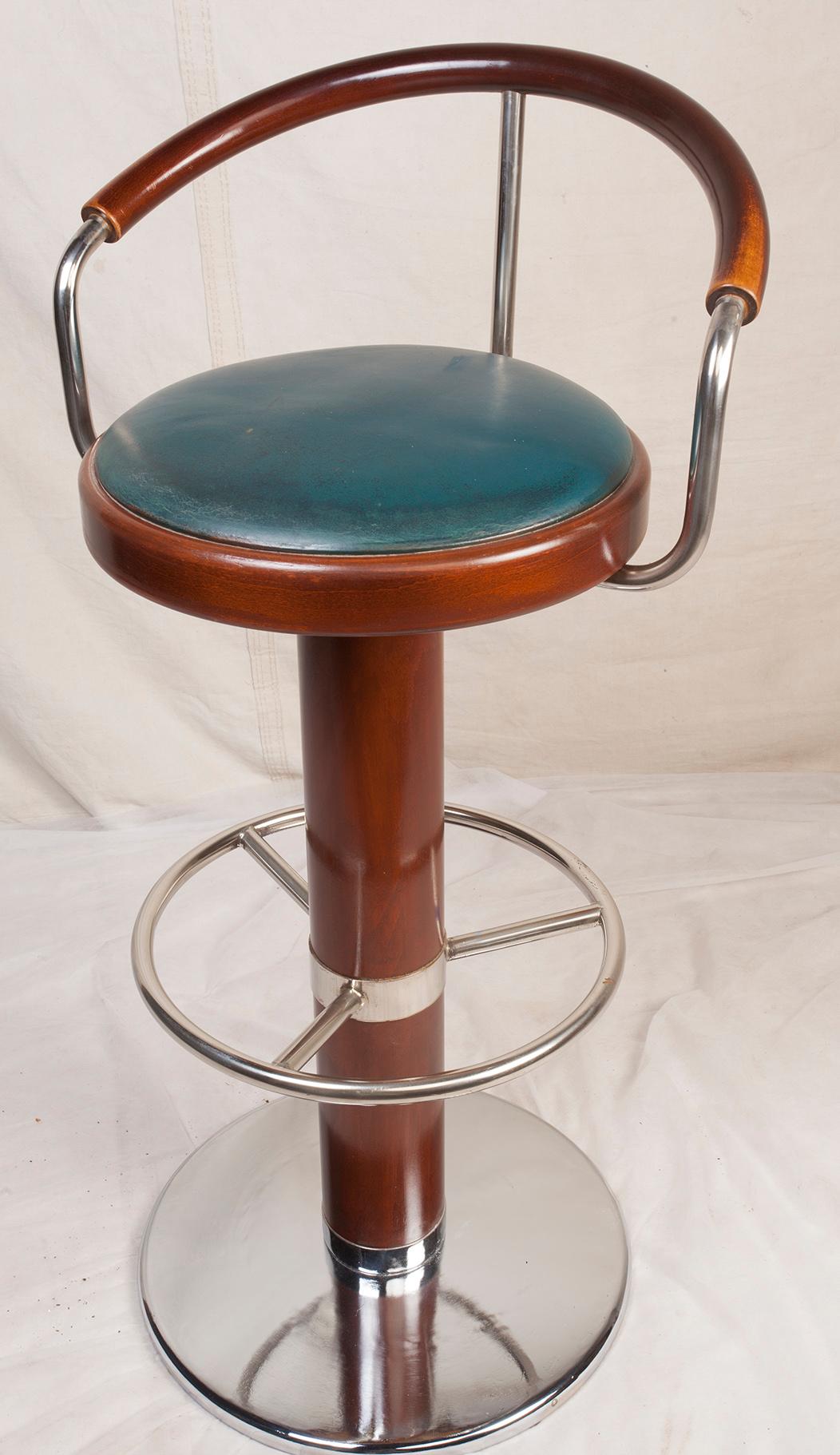 high top table and bar stools