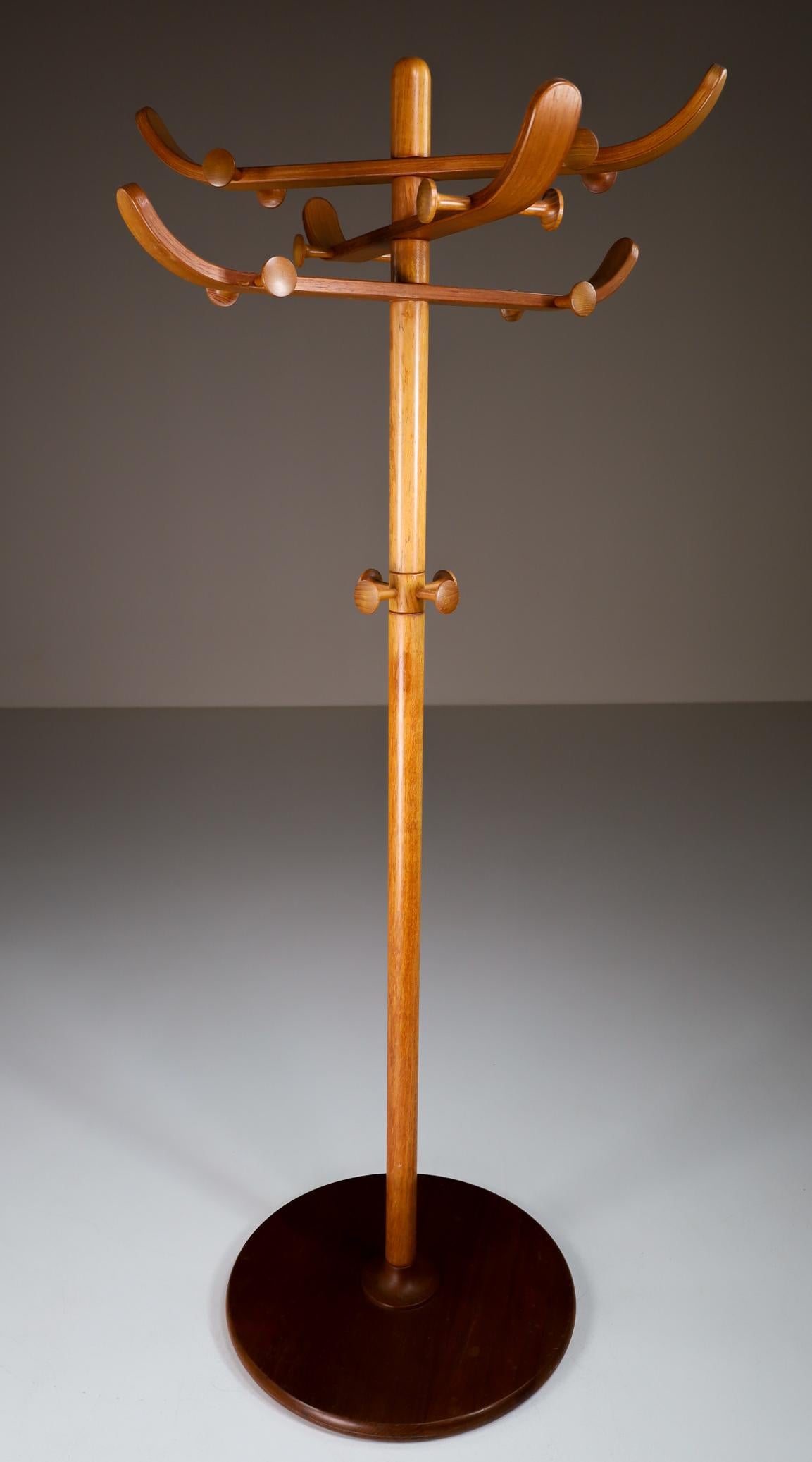 Danish coat rack with three rotating arms and 16 hooks in teak wood. Designed by Søren Nissen & Ebbe Gehl for by Aksel Kjersgaard, Denmark, 1960s.