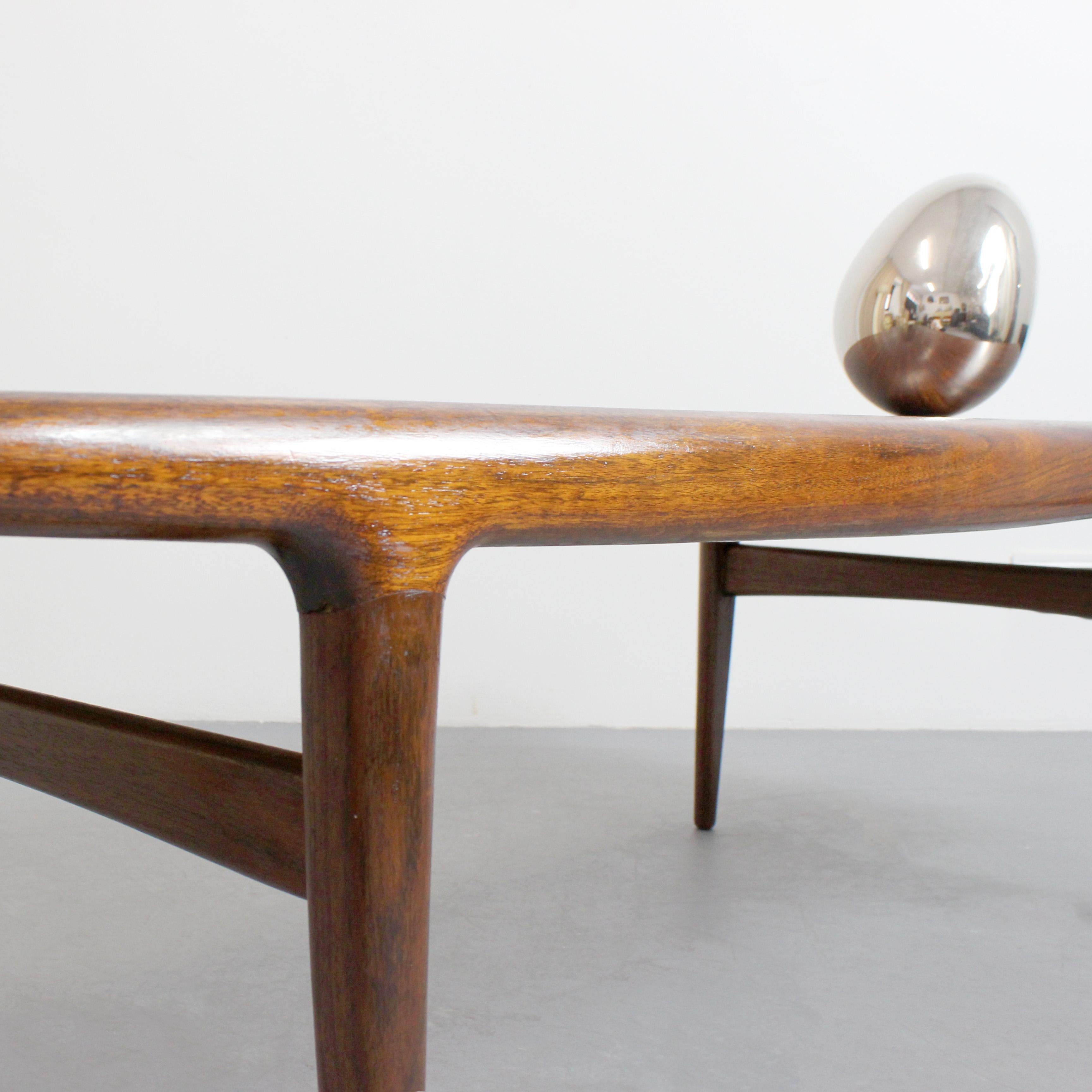 Tavolino in teak - Atr. Johannes Andersen - A.I.C. Silkeboarg - c. 1970 - Danimarca In condizioni buone in vendita a Madrid, España