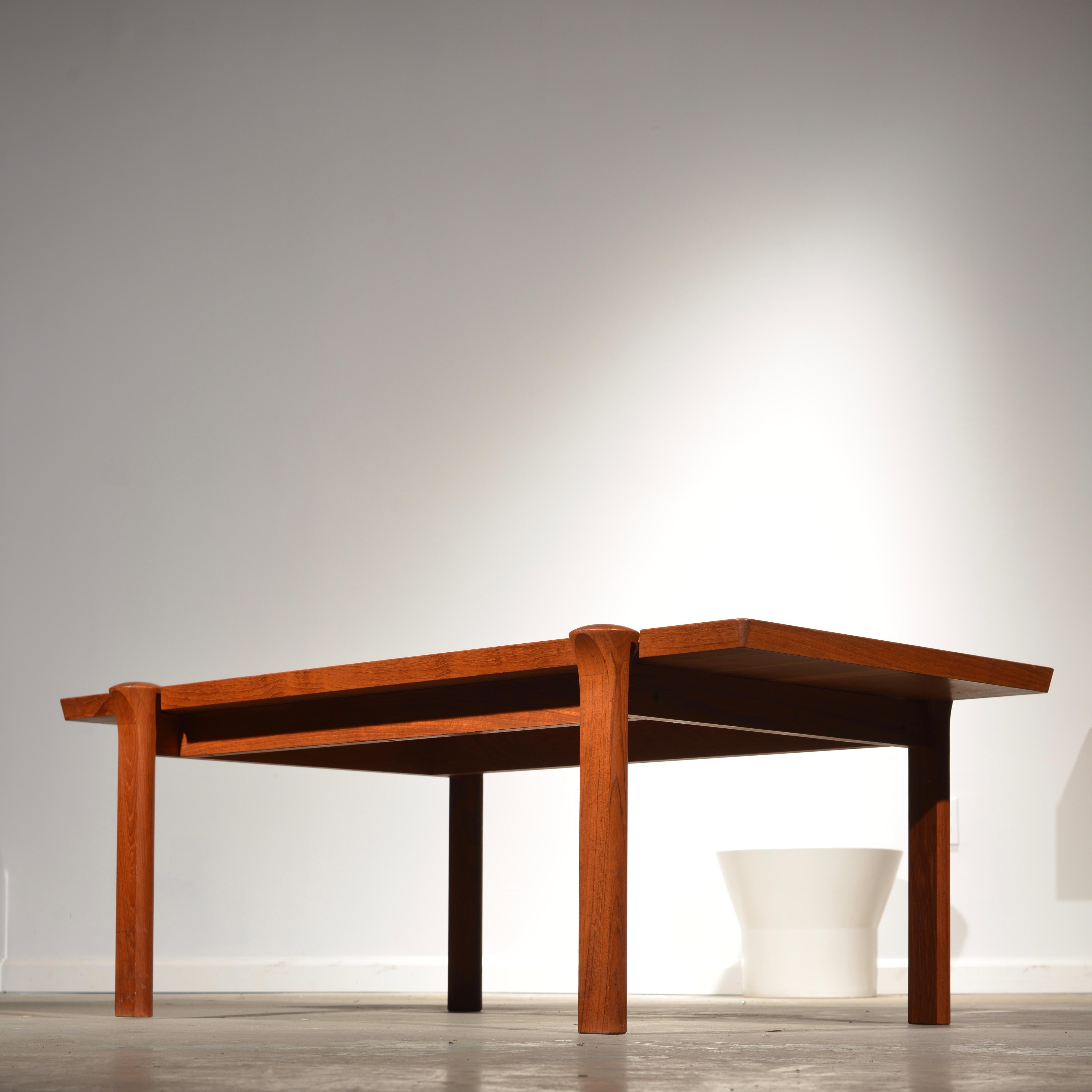Scandinave moderne Table basse en teck d'Arne Vodder pour Cado, 1960 en vente