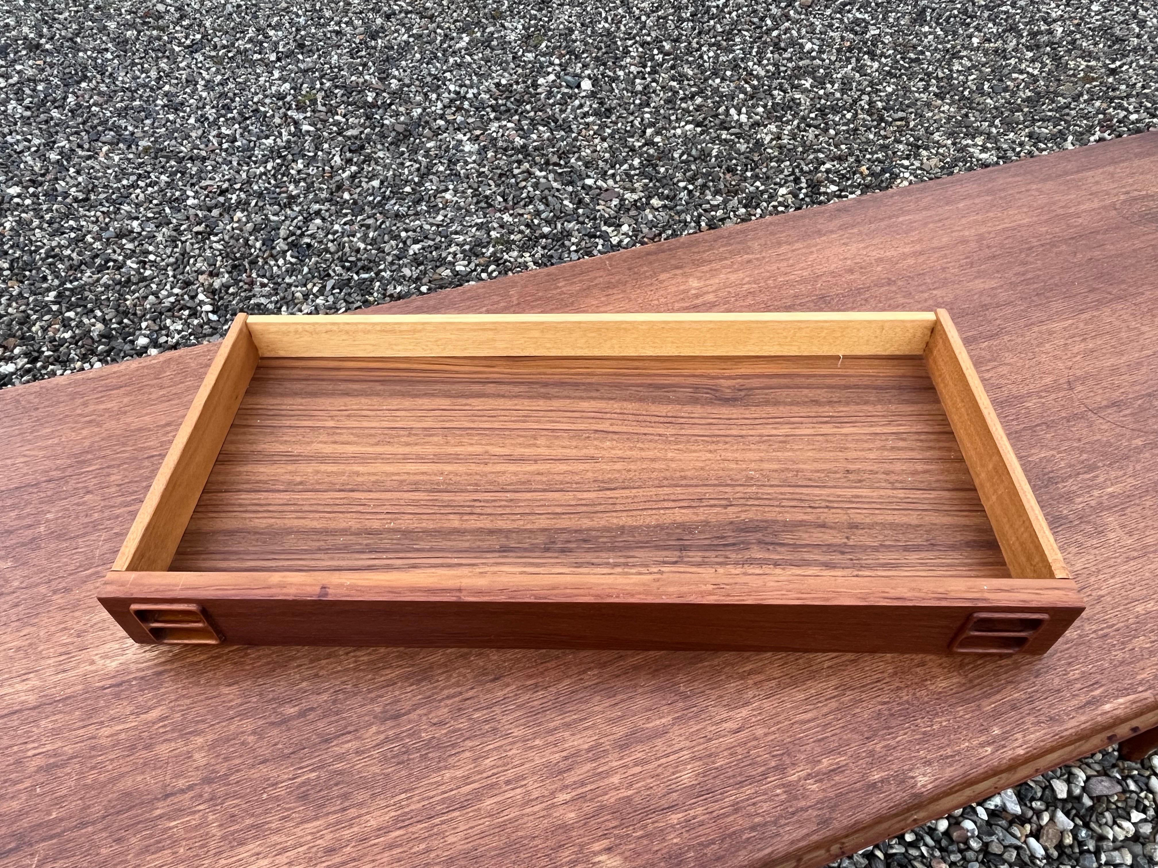 Teak coffee table by Danish architect Johannes Andersen. Made by Silkeborg : 286 For Sale 4