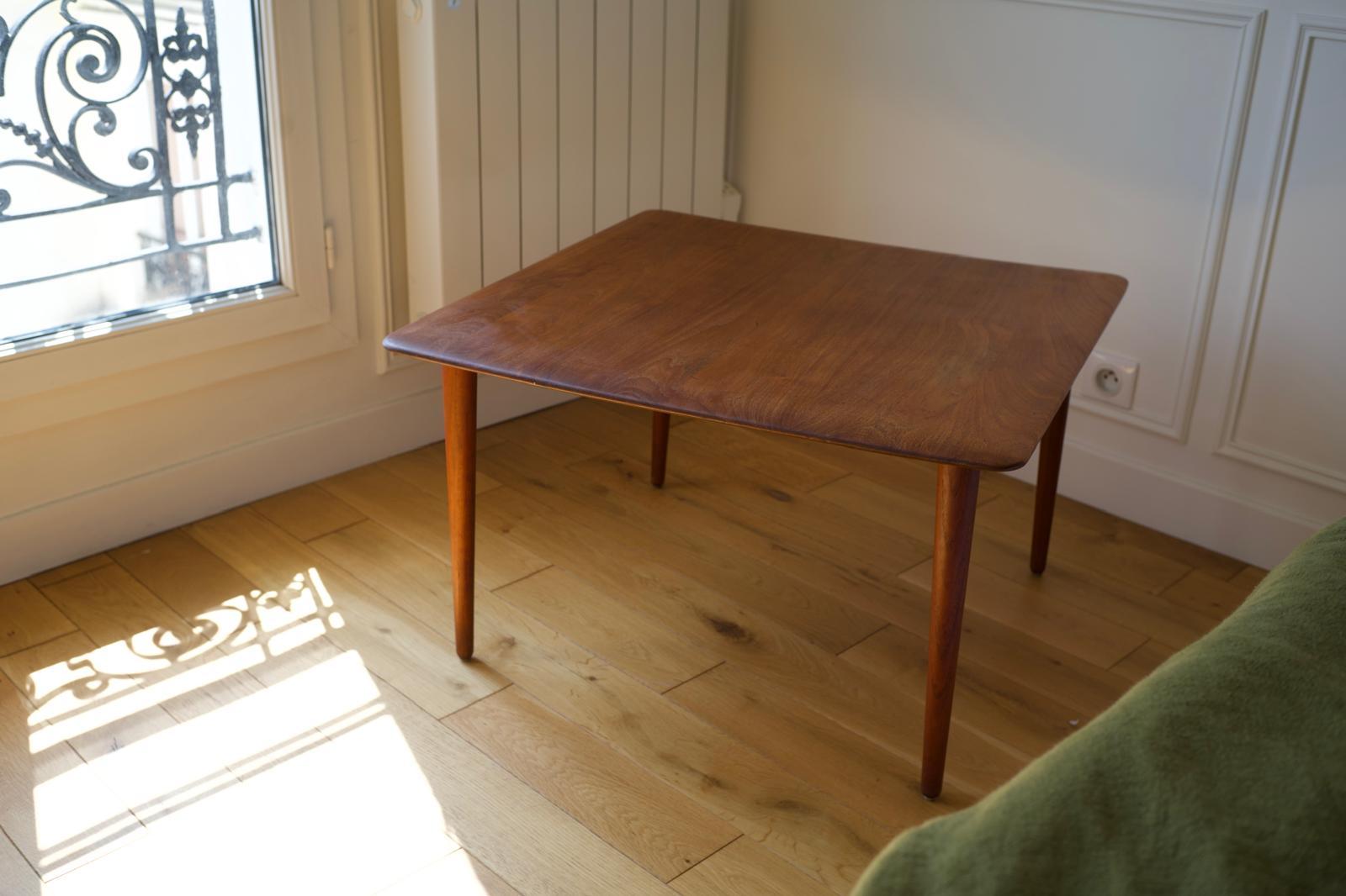 Teak Coffee Table by Peter Hvidt and Orla Mølgaard for France & Son, 1960s In Good Condition For Sale In PARIS, FR