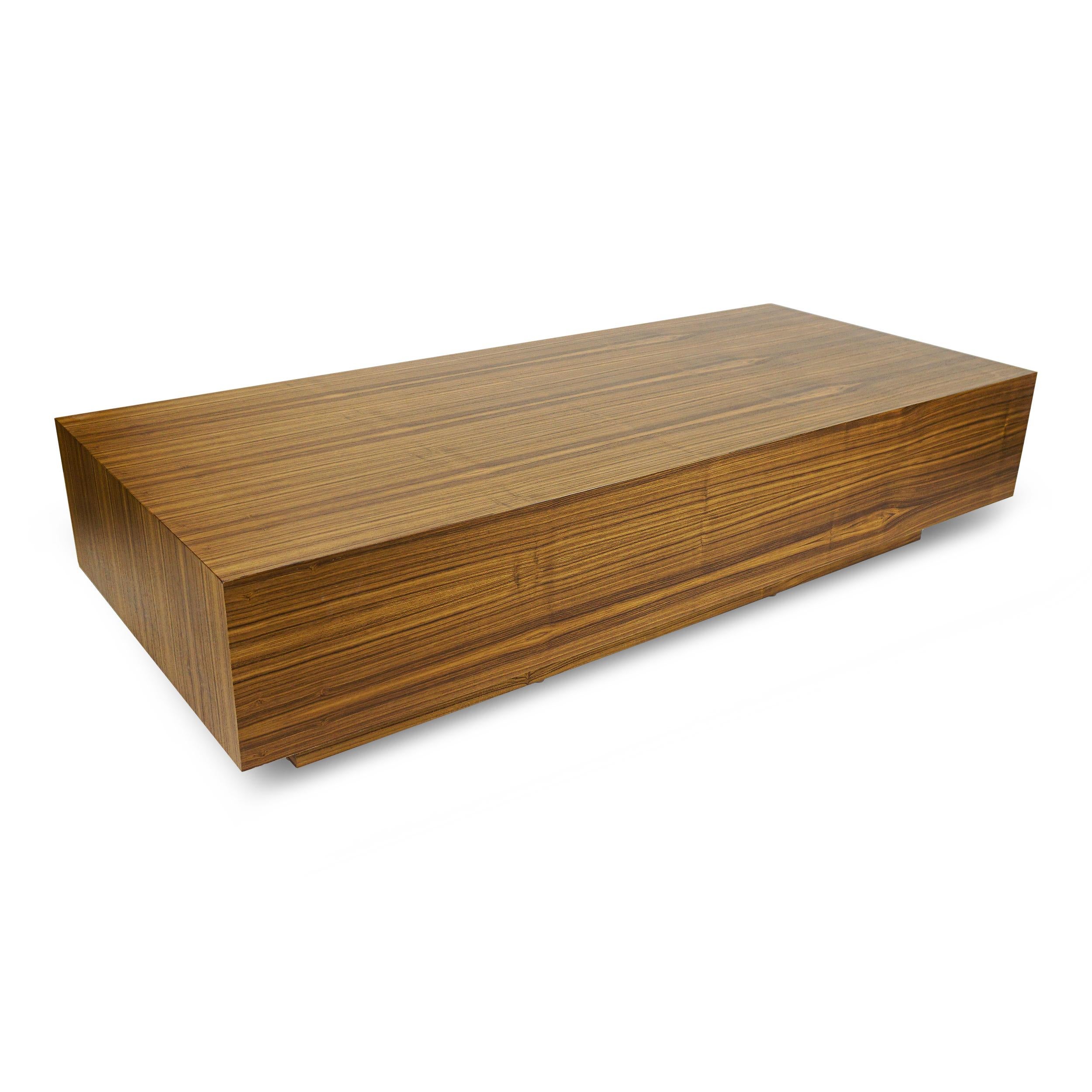 Couchtisch aus Teakholz im Angebot 2
