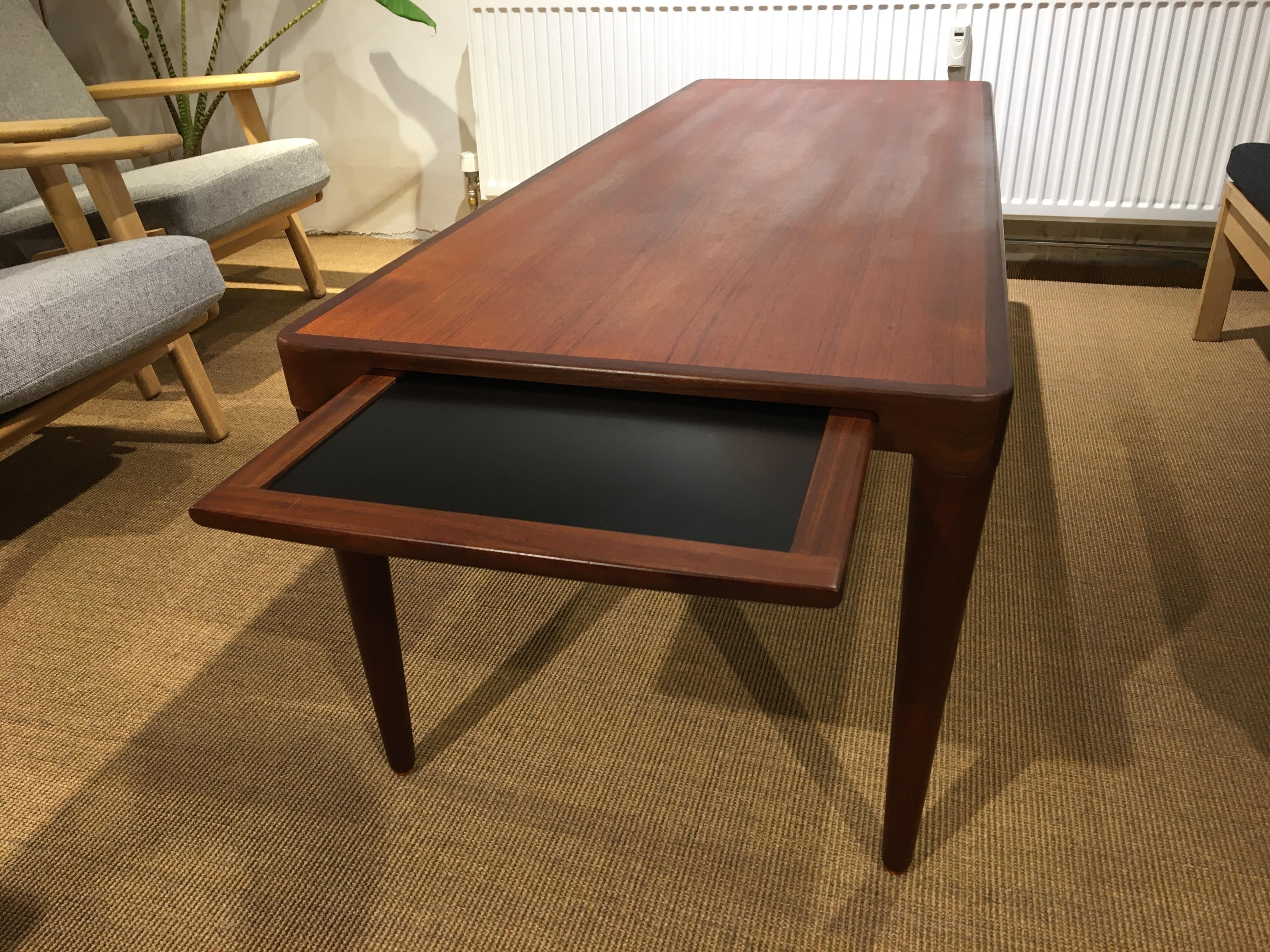Mid-Century Modern Teak Coffee Table from B.C. Møbler Vejle, 1950s For Sale
