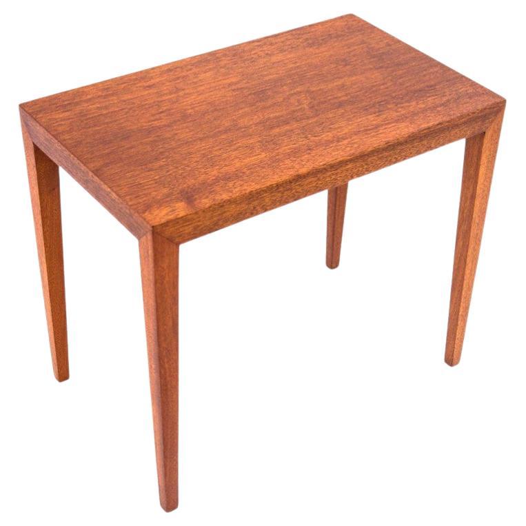 Teak coffee table, Haslev Møbelfabrik, Denmark, 1960s For Sale