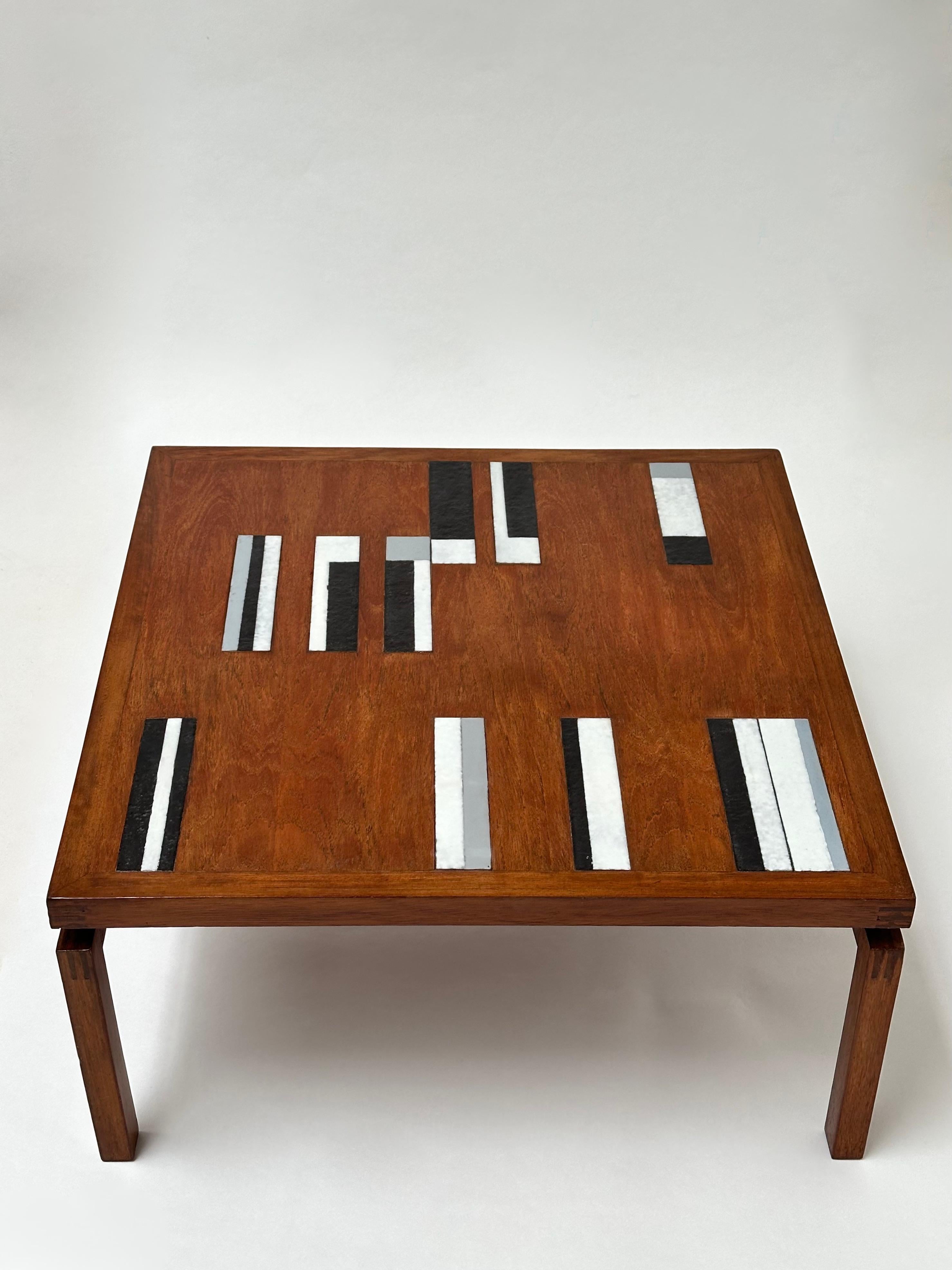 Table basse en teck avec incrustations en céramique, Roger Capron, Vallauris AM 1962 en vente 6