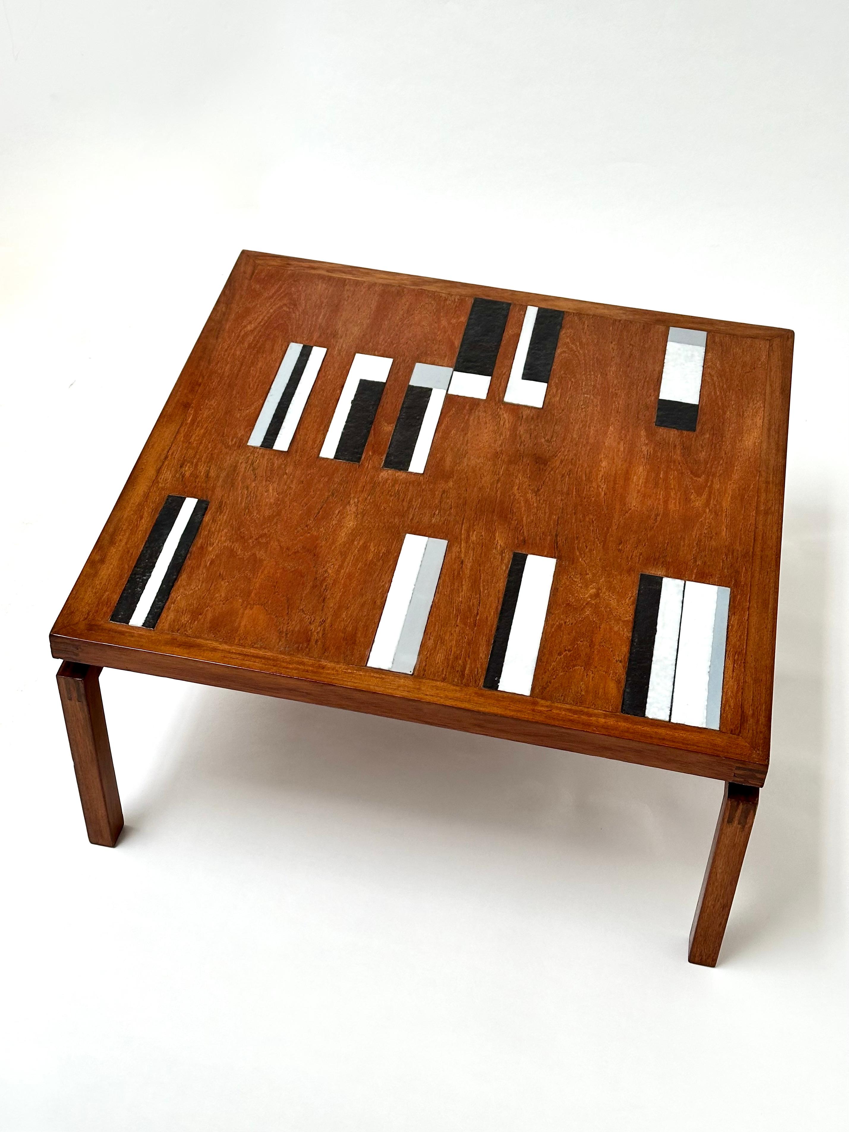 Table basse en teck avec incrustations en céramique, Roger Capron, Vallauris AM 1962 en vente 10