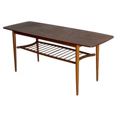 Table basse en teck avec tablette inférieure à lattes, style « Mid-Century Modern », Danemark, années 1960