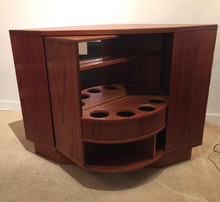 Teak Corner Bar Cabinet with Rotating Mirrored Shelf For ...