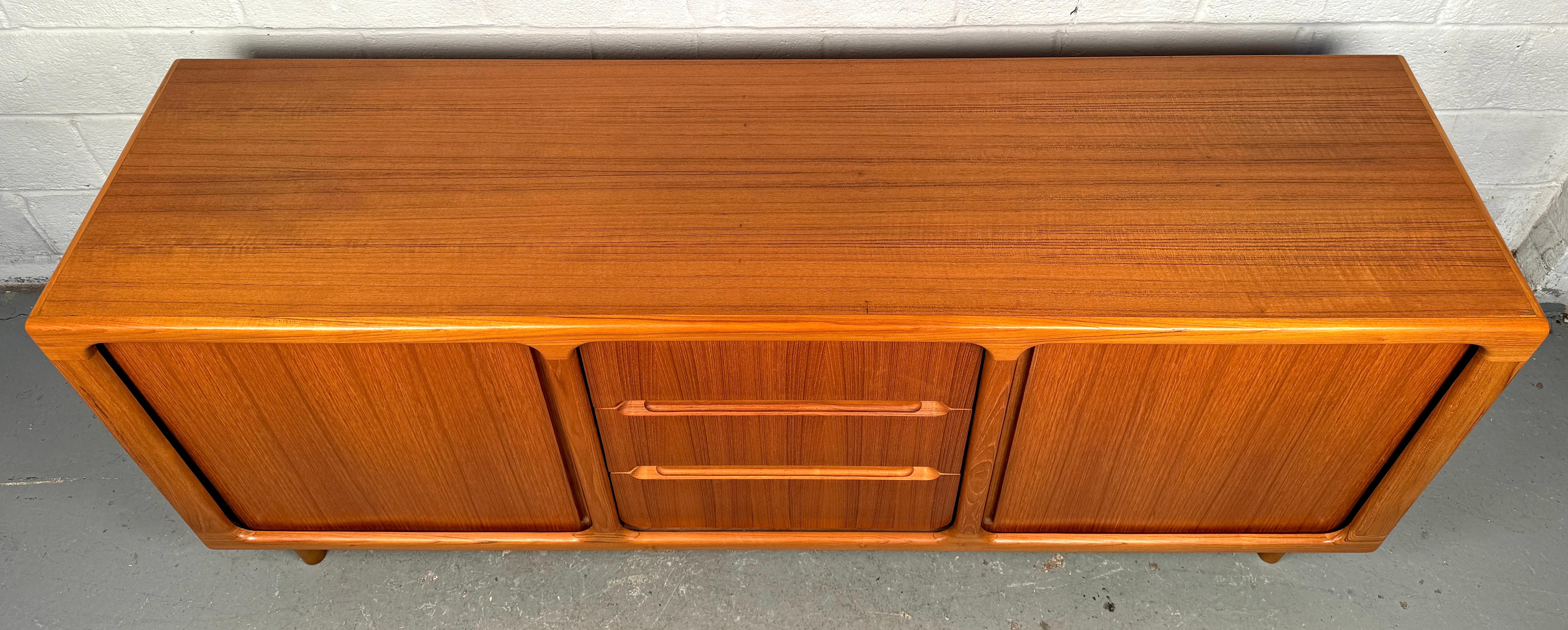 XX secolo Credenza danese moderna di metà secolo in vendita