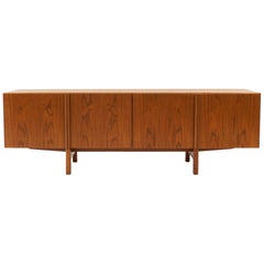 Teak Credenza by Ib Kofod-Larsen for Faarup Møbelfabrik, Excellent Condition Teak Credenza by Ib Kofod-Larsen for Faarup Møbelfabrik, Excellent Condition