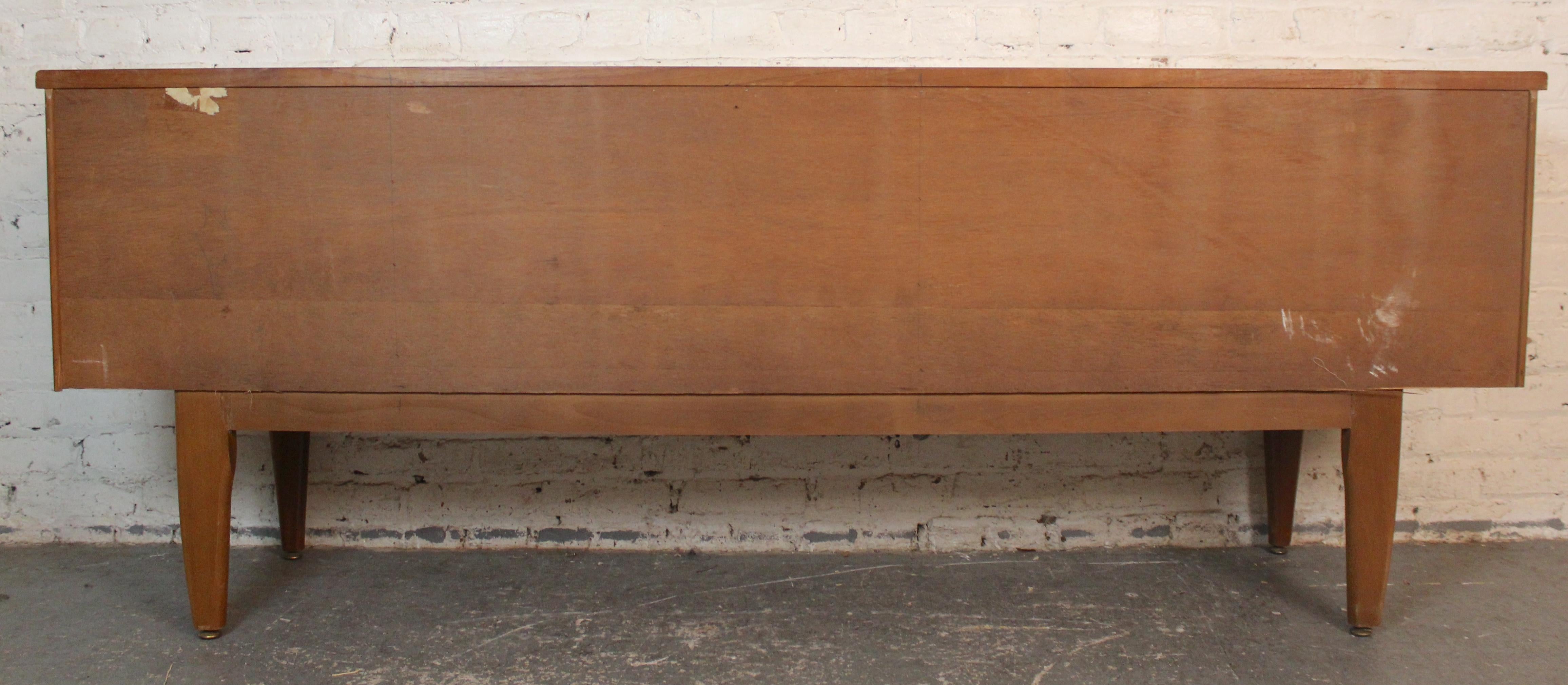 Credenza in teak con frontale a scomparsa in vendita 13