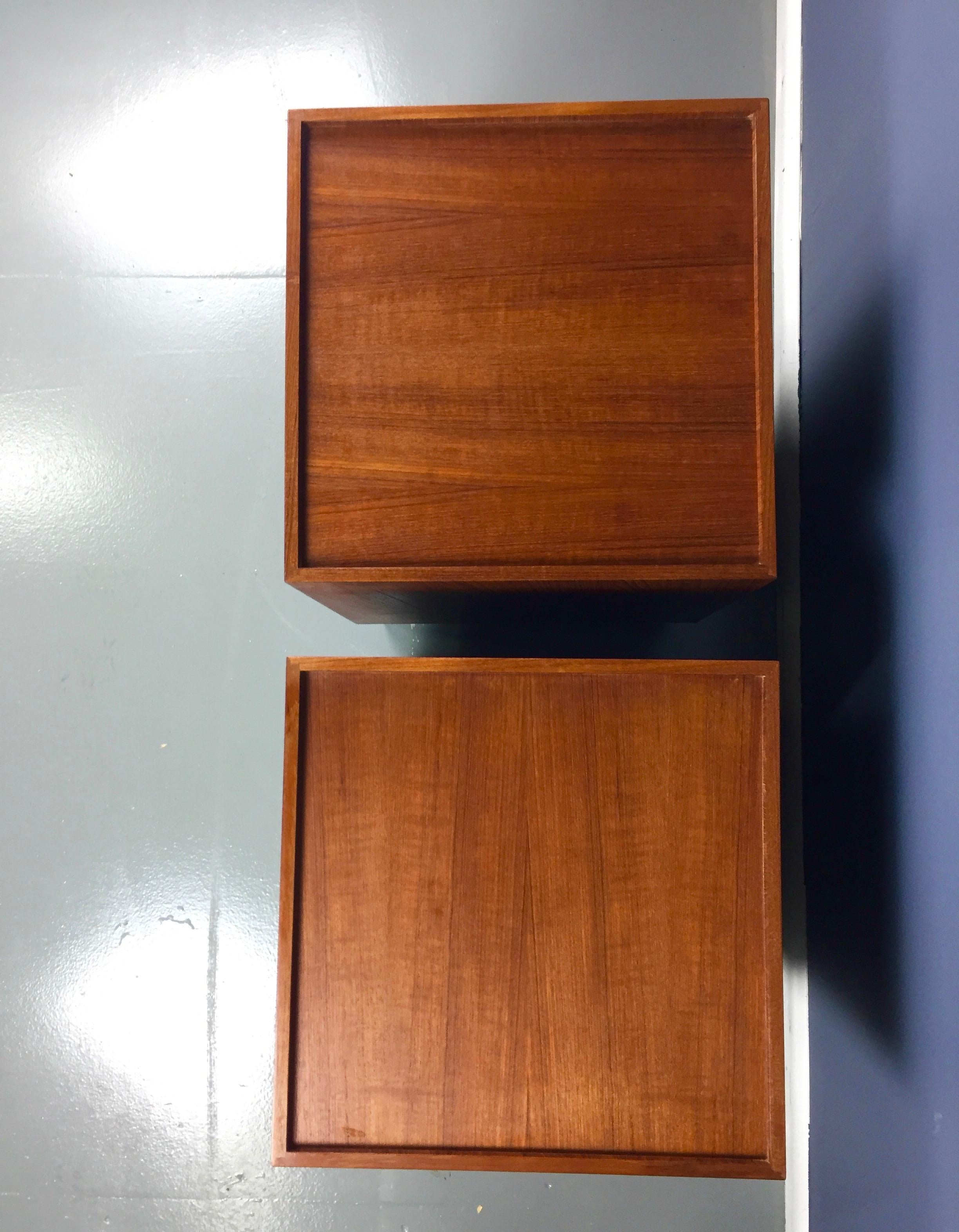 20th Century Teak Cube Midcentury Side Tables in the Manner of Milo Baughman