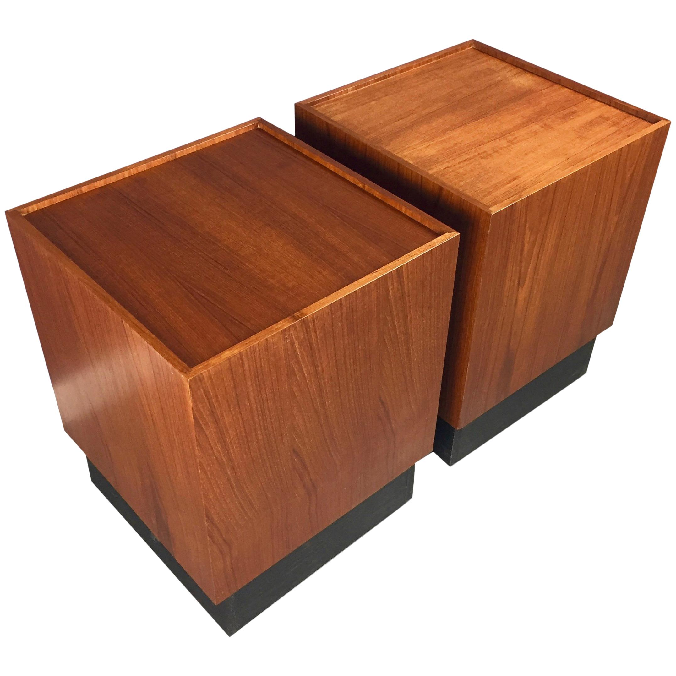 Teak Cube Midcentury Side Tables in the Manner of Milo Baughman