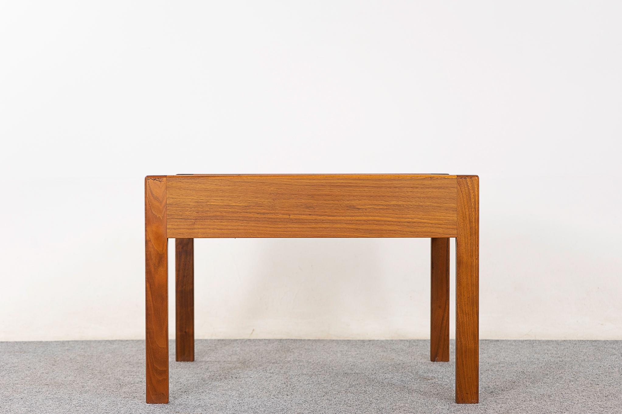 Teak Danish Bedside Table / Side Table For Sale 1