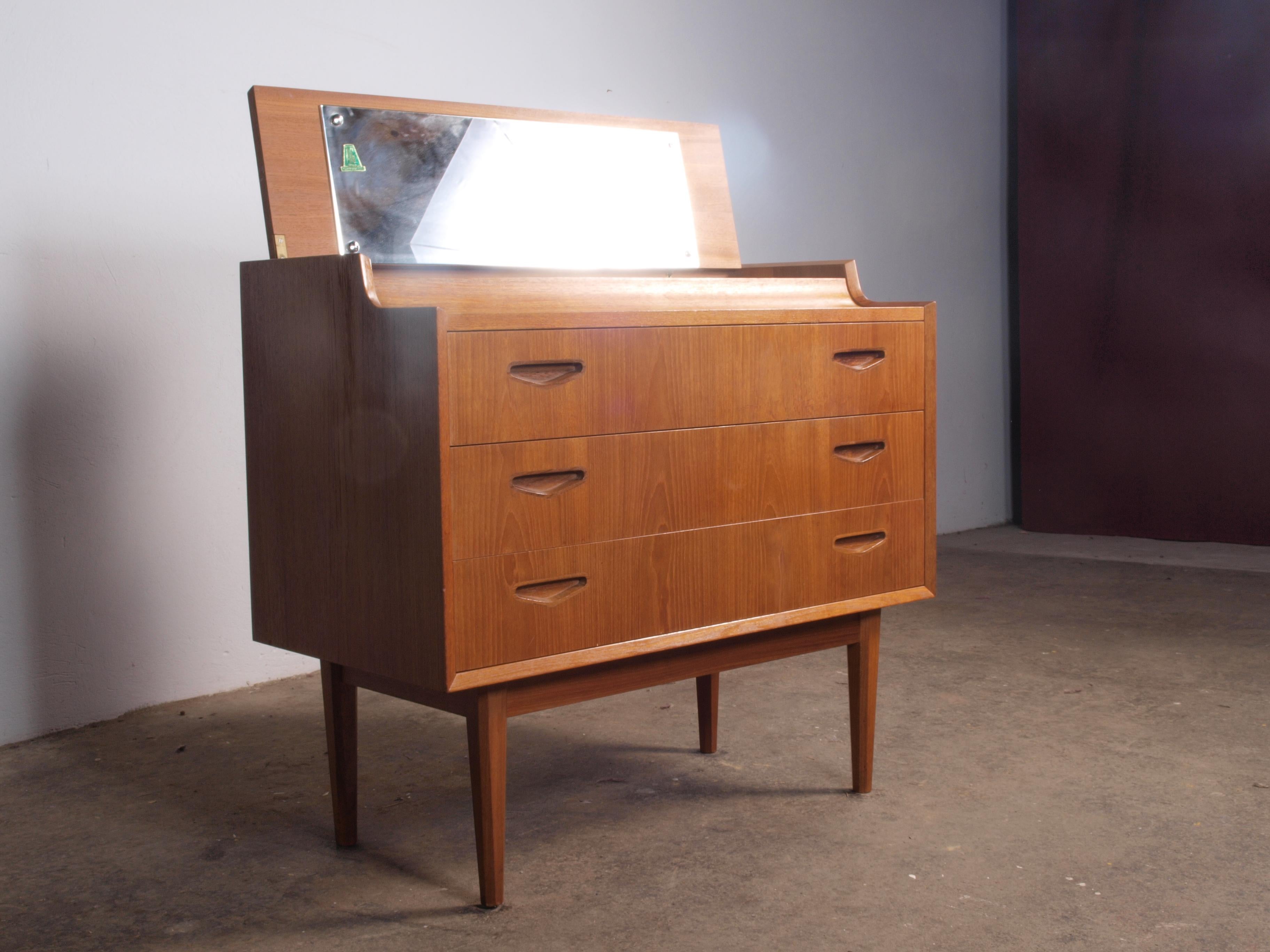 Teak Danish Cabinet with mirror, Dressing Table 3