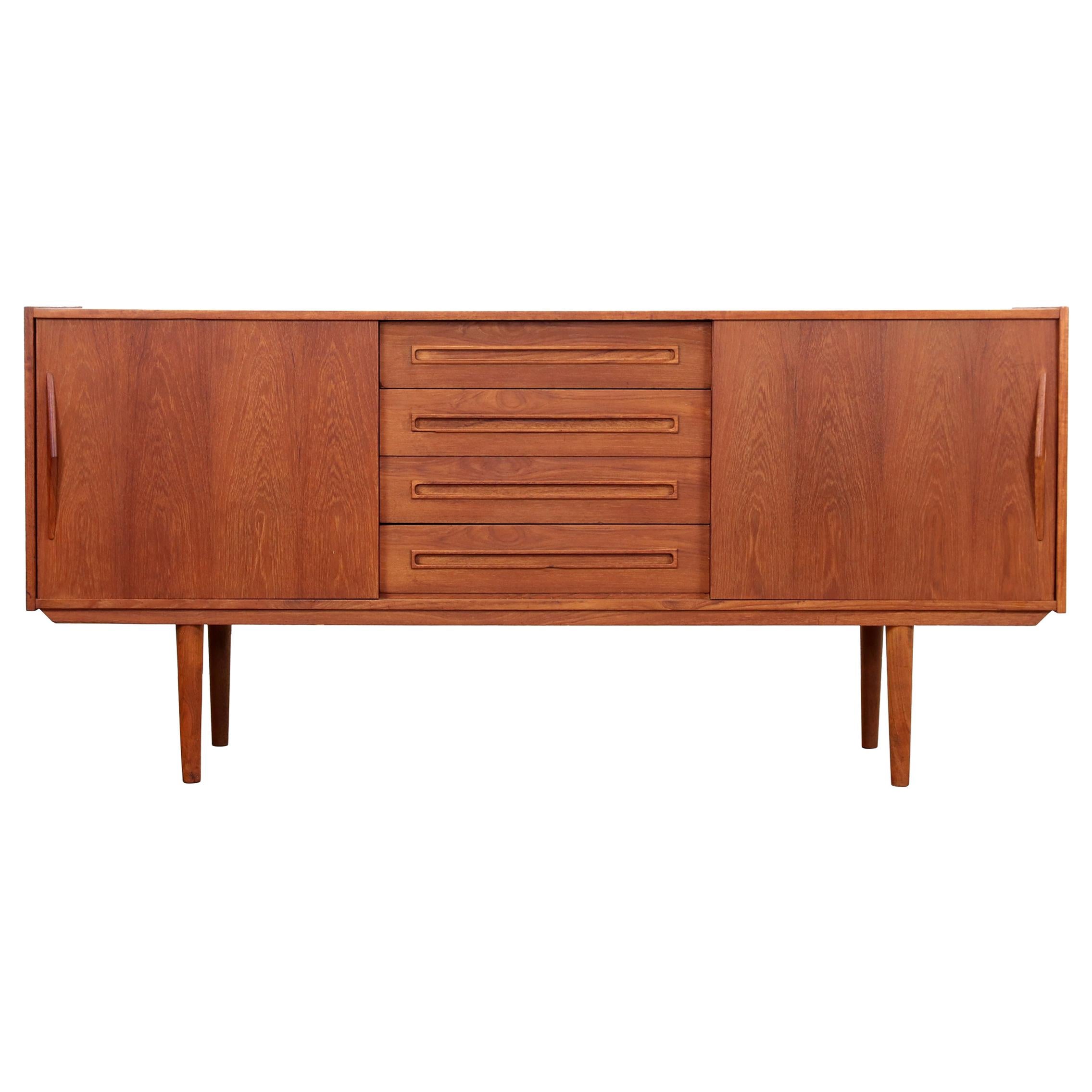 Teak Danish Design Sideboard