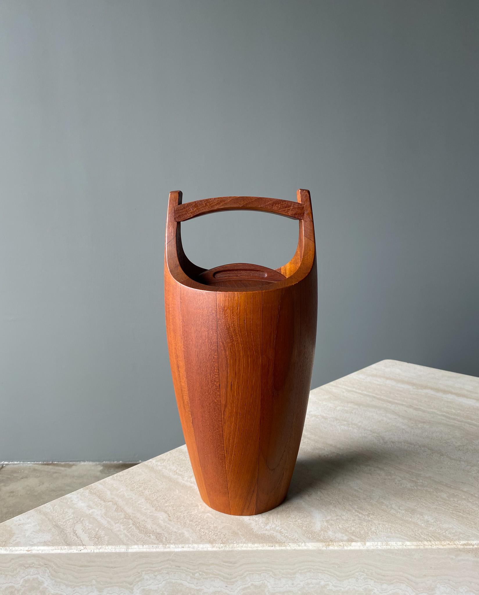 Teak Danish Ice Bucket by Jens H. Quistgaard for Dansk, 1960s 15