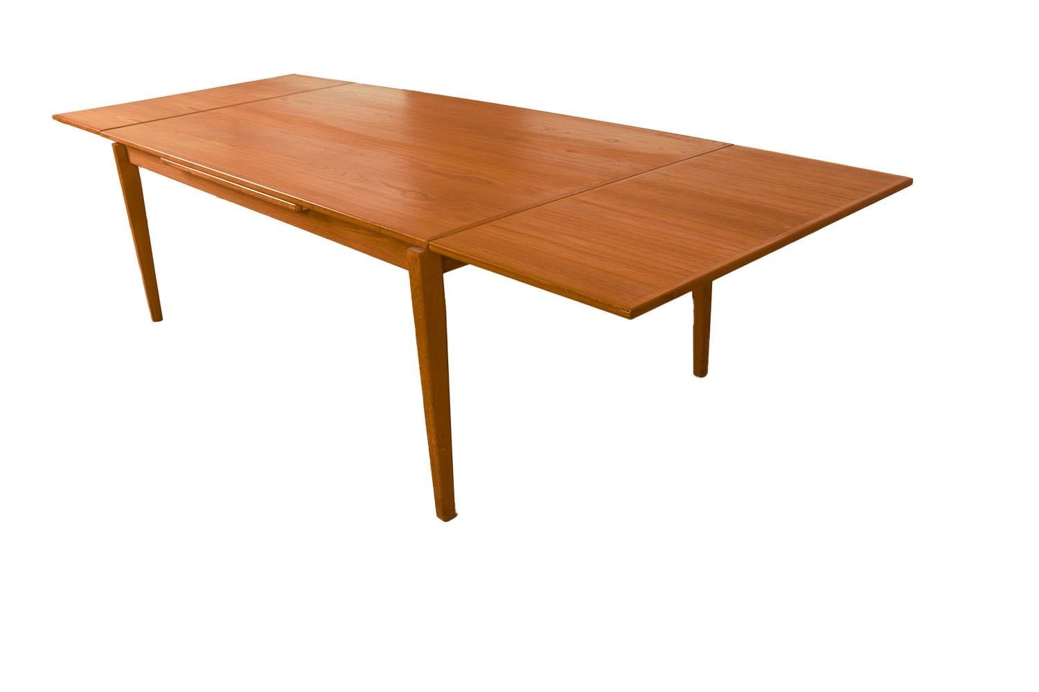 Teak Danish Large Rectangular Draw Leaf Expandable Dining Table For Sale 5