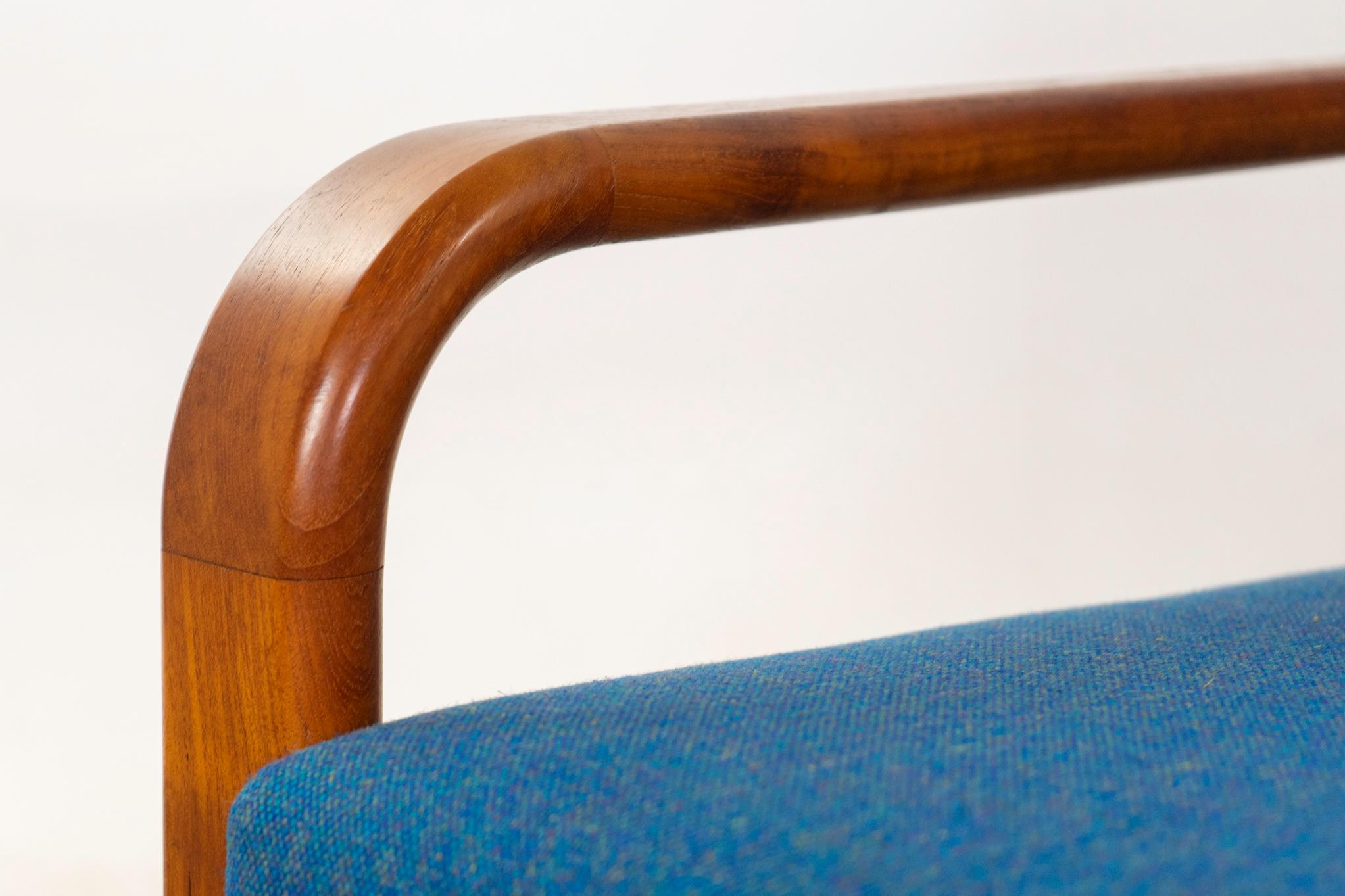 Silla danesa de teca Escandinavo moderno en venta