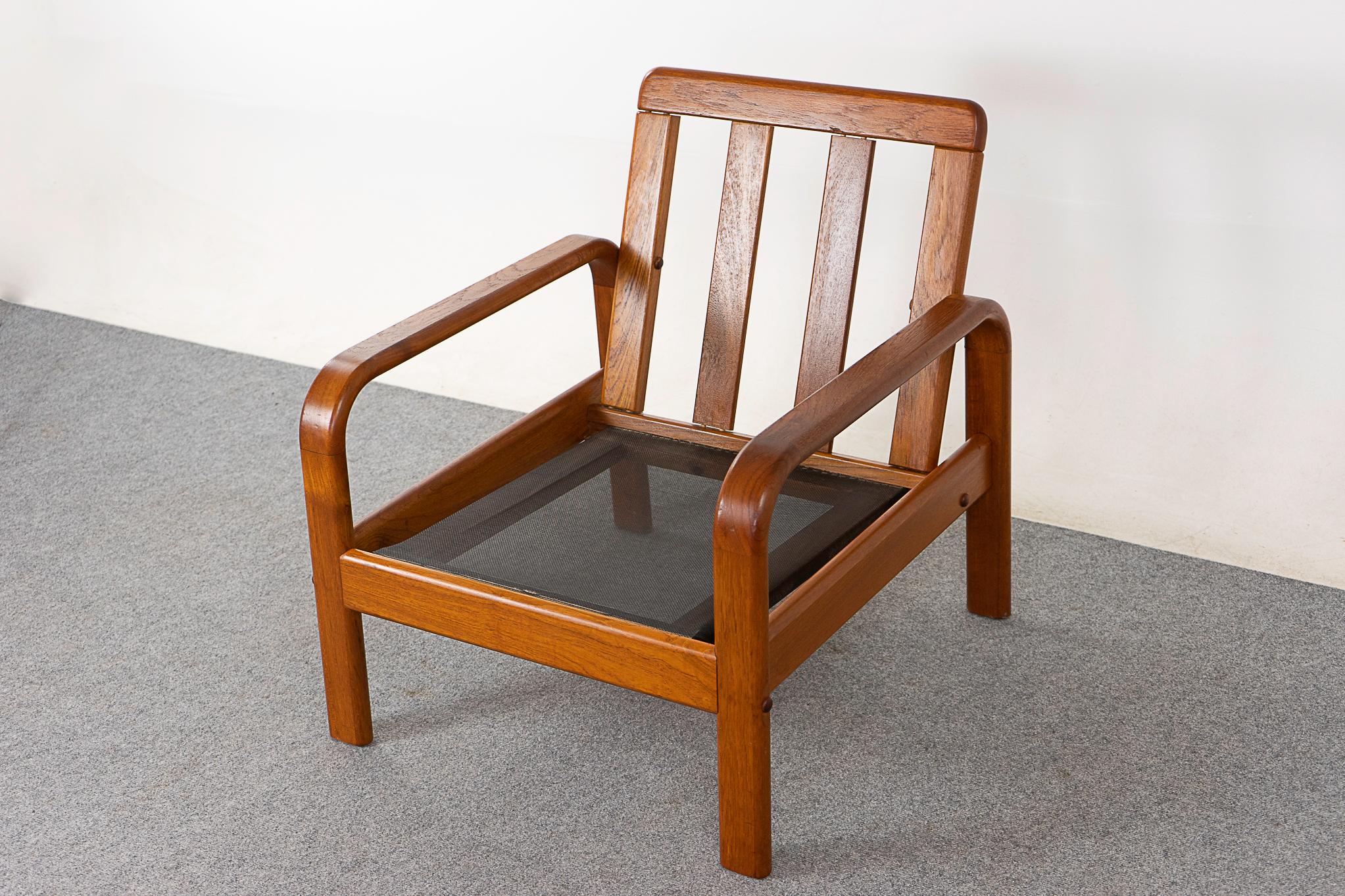 Teak Danish Lounge Chair For Sale 3