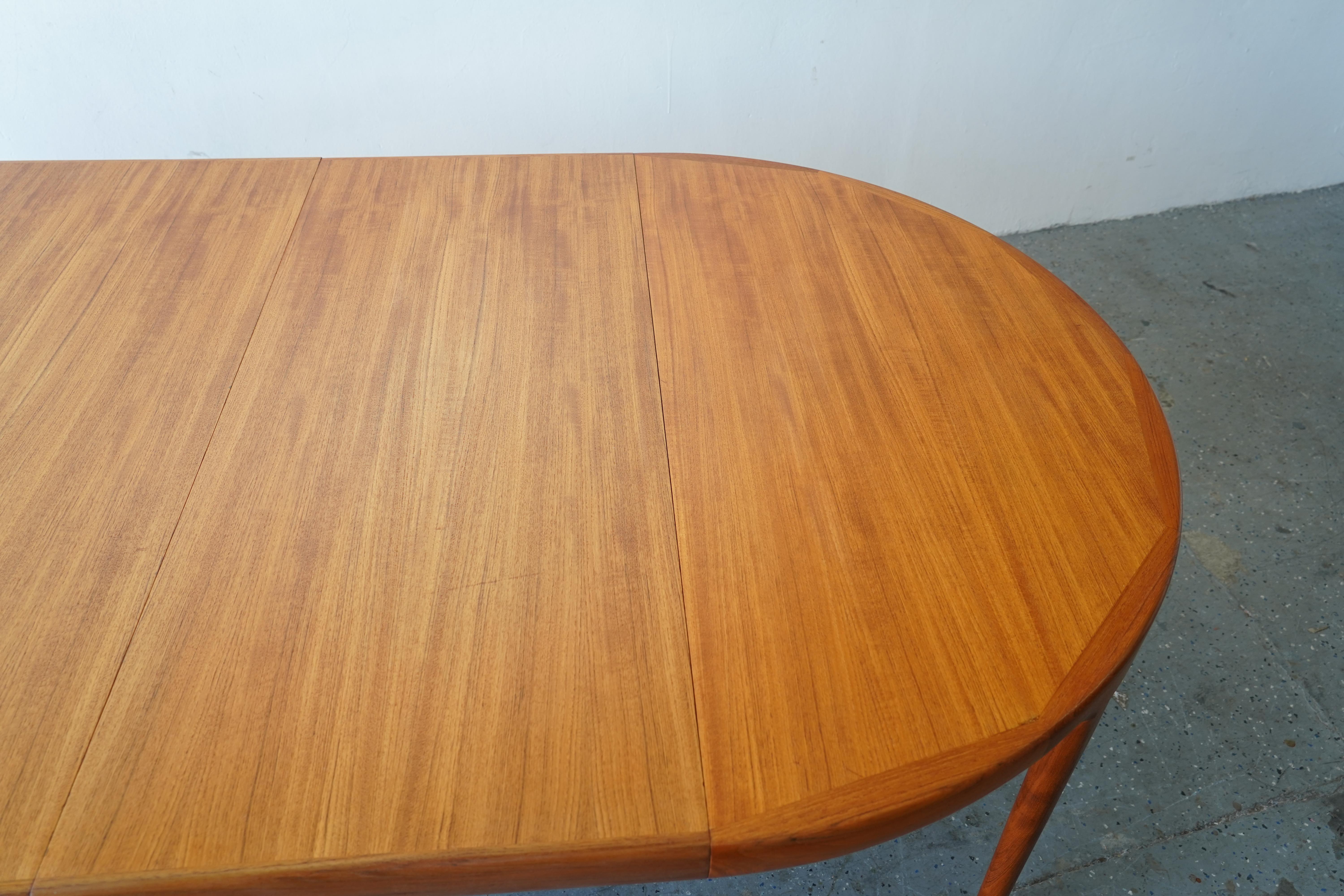 Teak Danish Modern Dining Table by Ib Kofod-Larsen for Faarup Møbelfabrik 7