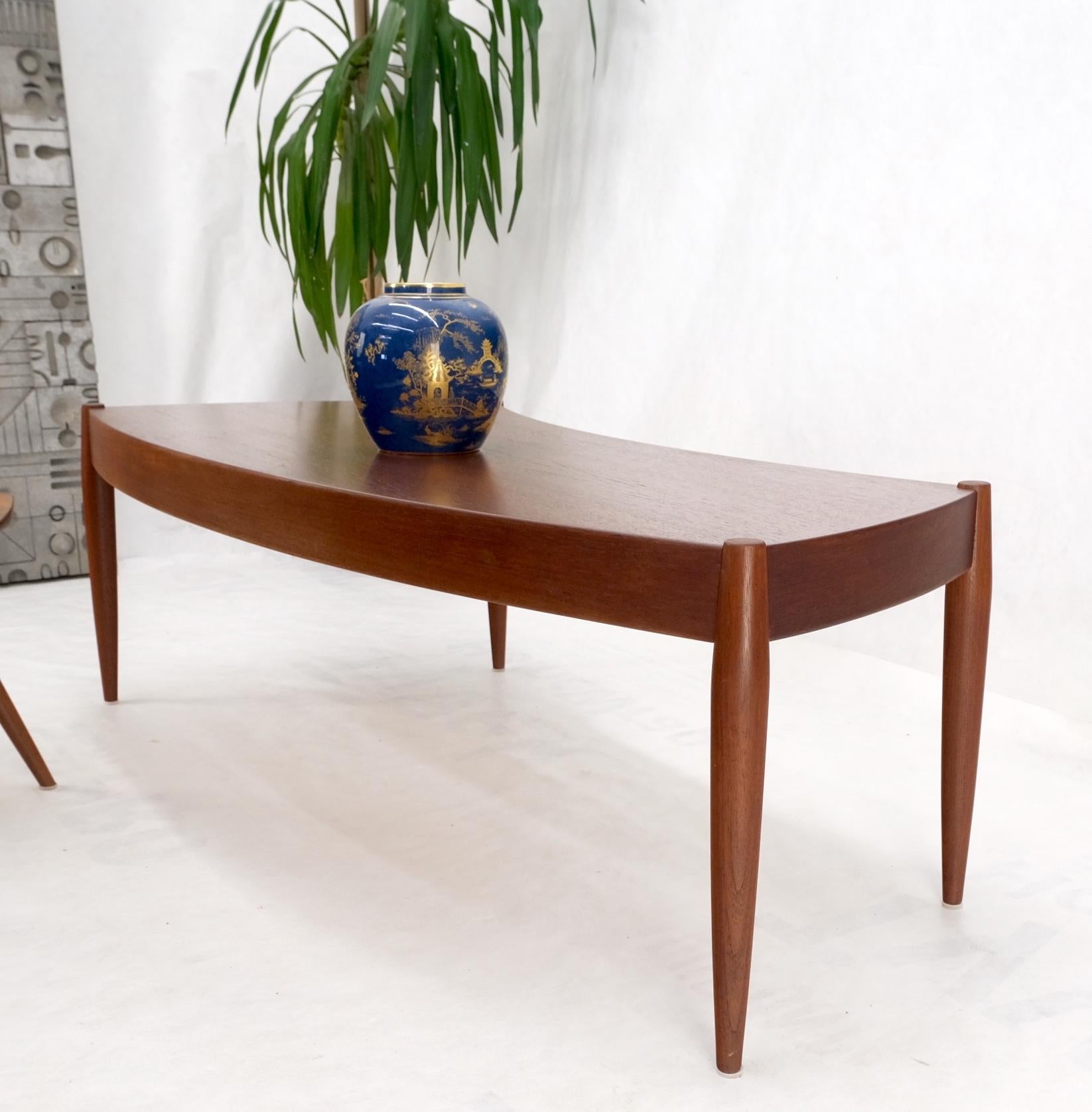 20th Century Teak Danish Modern Wrap Around Fan Shape Coffee Table Dowel Tapered Legs Mint! For Sale