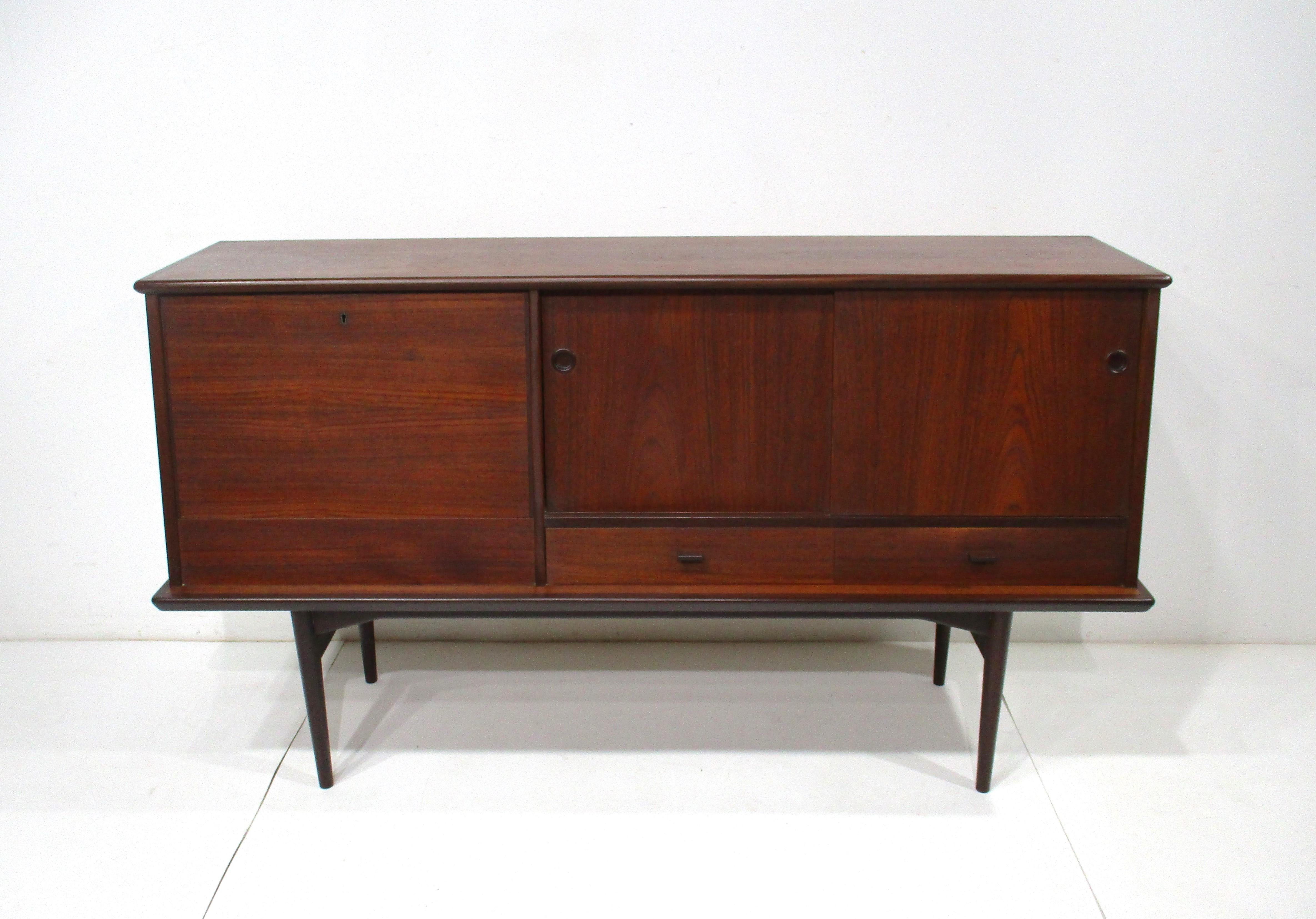 Yngve Ekstrom Danish Styled Teak Credenza Bar Cabinet for Swedese Pastoe 9