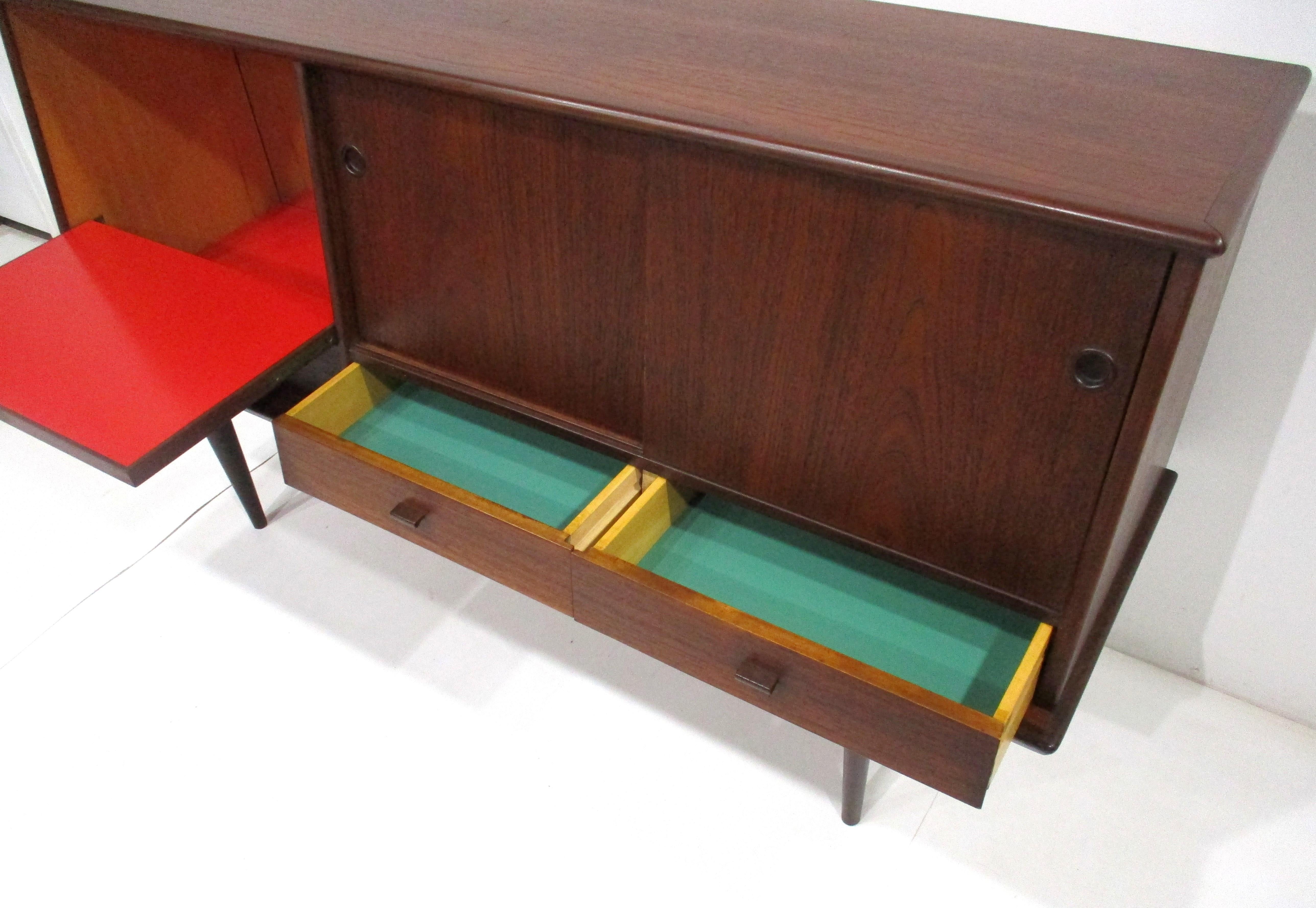 Yngve Ekstrom Danish Styled Teak Credenza Bar Cabinet for Swedese Pastoe In Good Condition In Cincinnati, OH