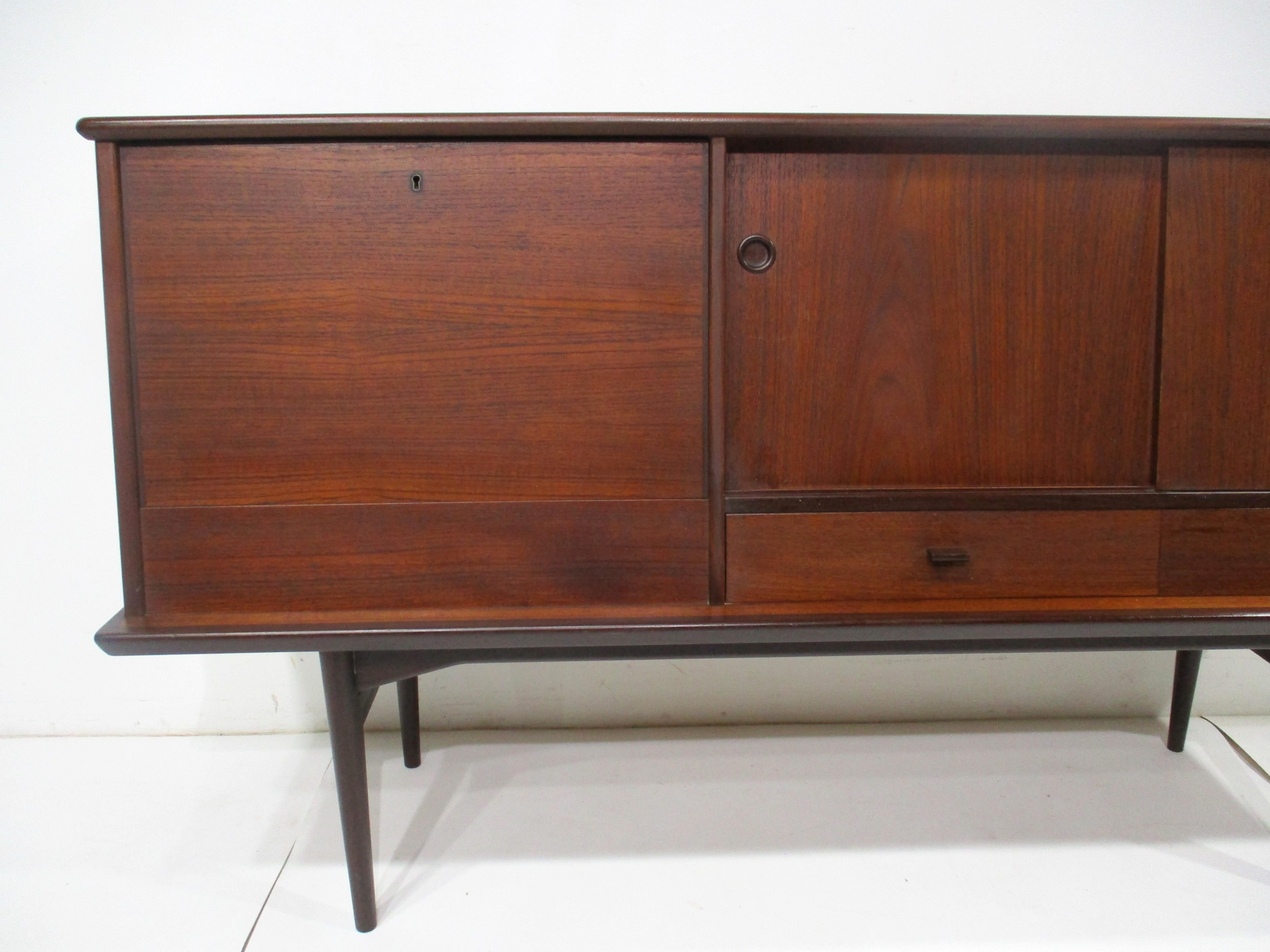 Yngve Ekstrom Danish Styled Teak Credenza Bar Cabinet for Swedese Pastoe 2