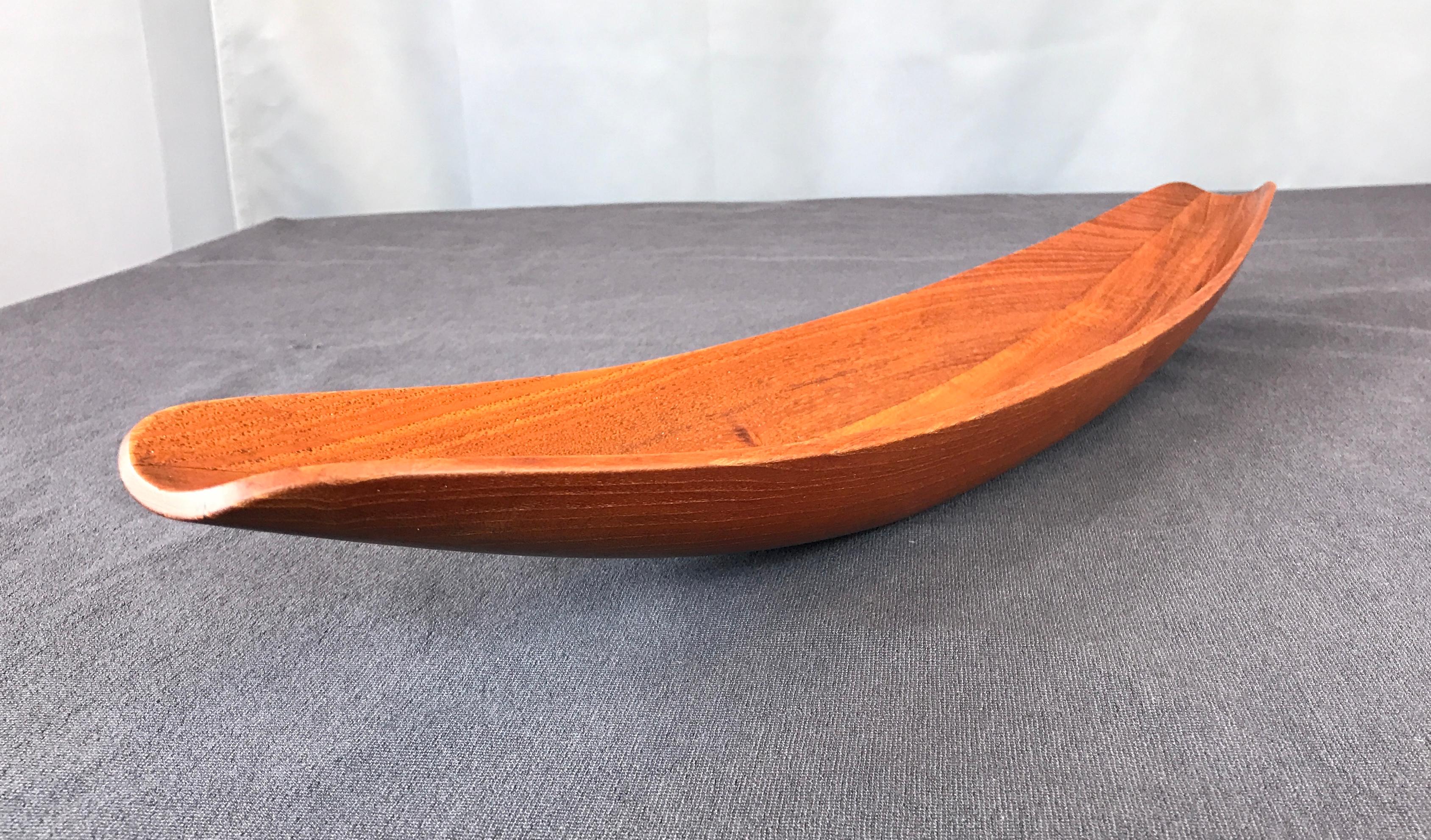Teak Dansk Canoe Bowl by Jens Quistgaard, Denmark In Good Condition In San Francisco, CA