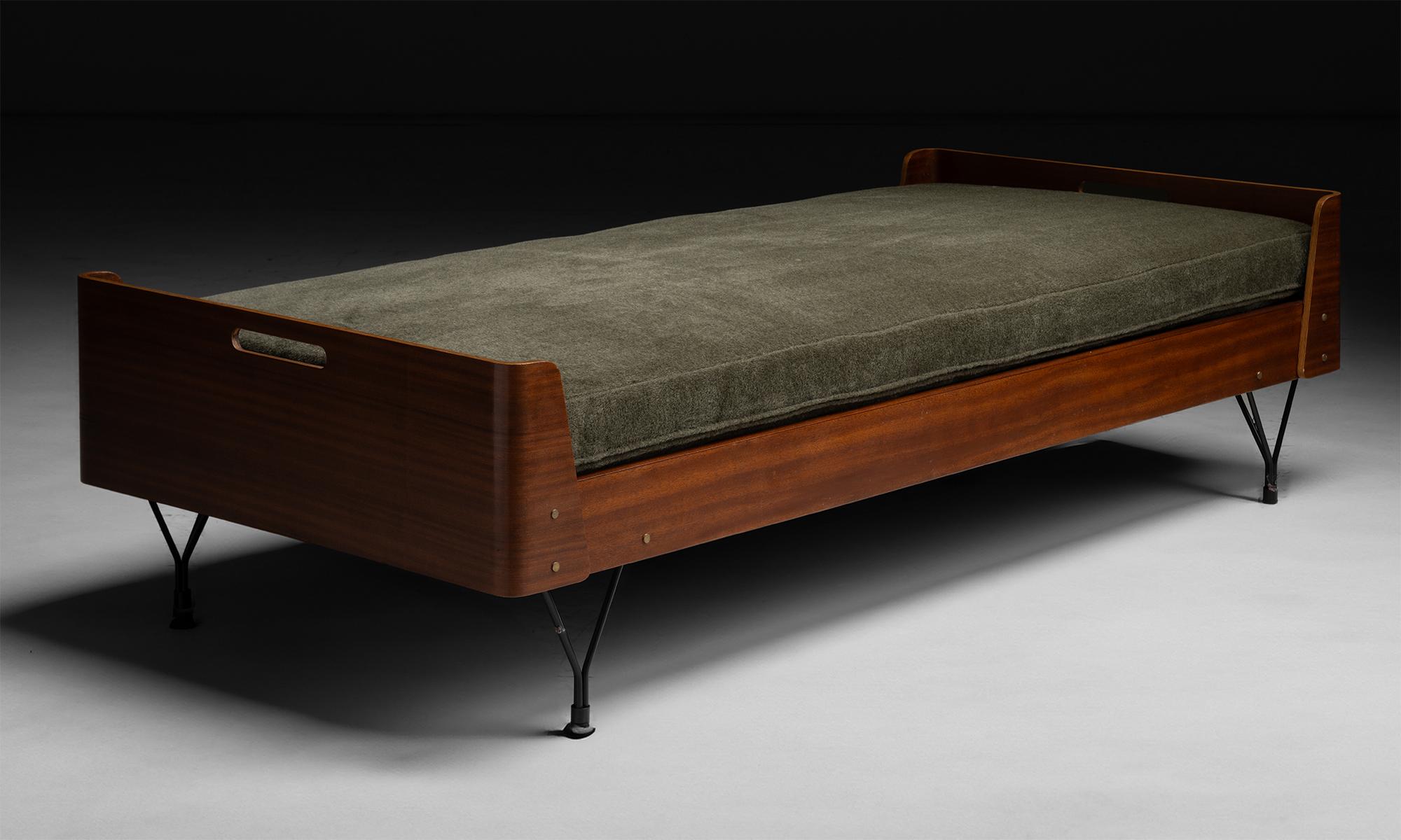 Teak Daybed by Rima in Rosemary Hallgarten Wool

Italy circa 1952

Newly upholstered in Alpaca Wool by Rosemary Hallgarten.

77.75”L x 37”d x 20.25”h x 18”seat