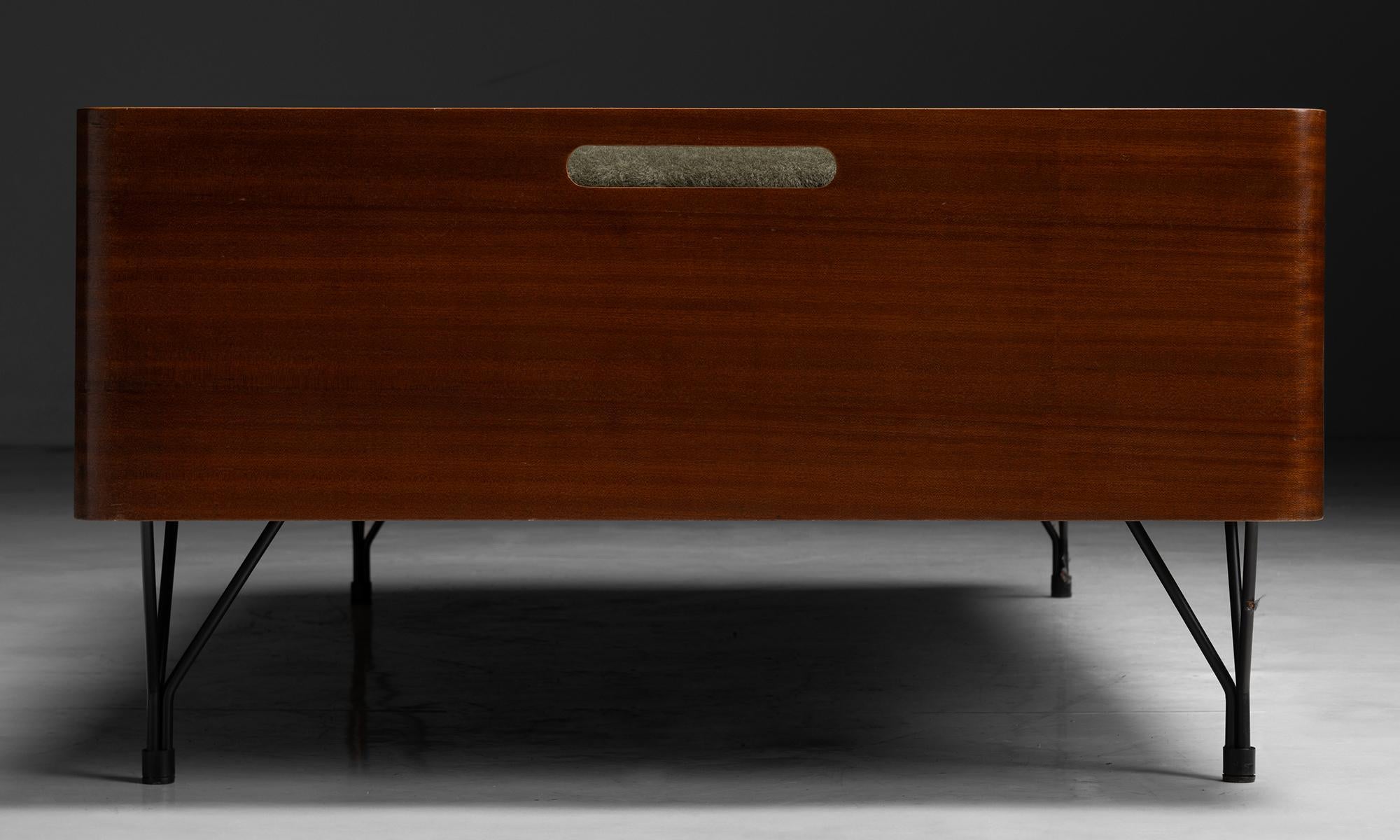 Teak Daybed by Rima in Rosemary Hallgarten Wool, Italy circa 1952 In Good Condition In Culver City, CA