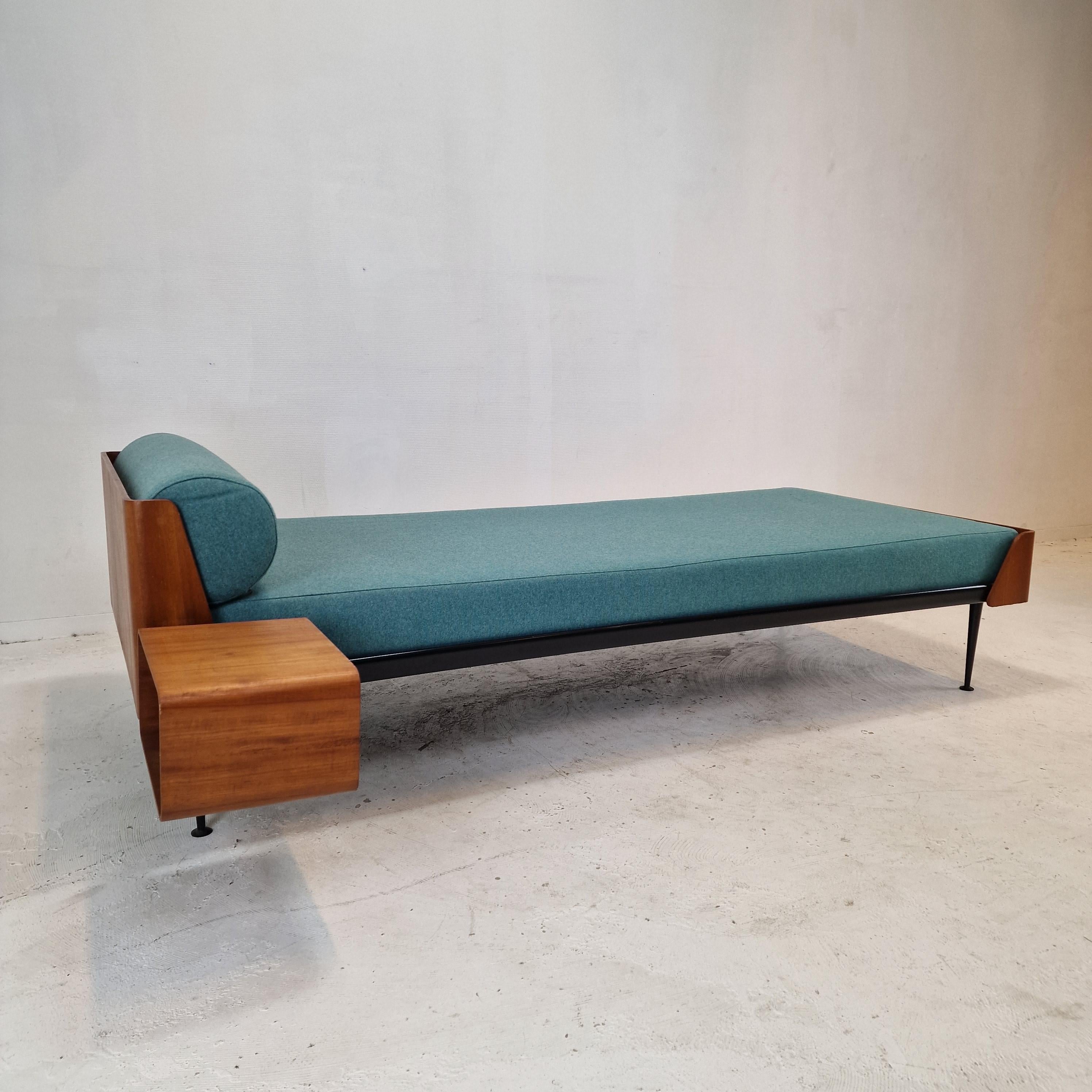 Mid-Century Modern Friso Kramer ‘Euroika’ daybed for Auping Holland, 1960's For Sale