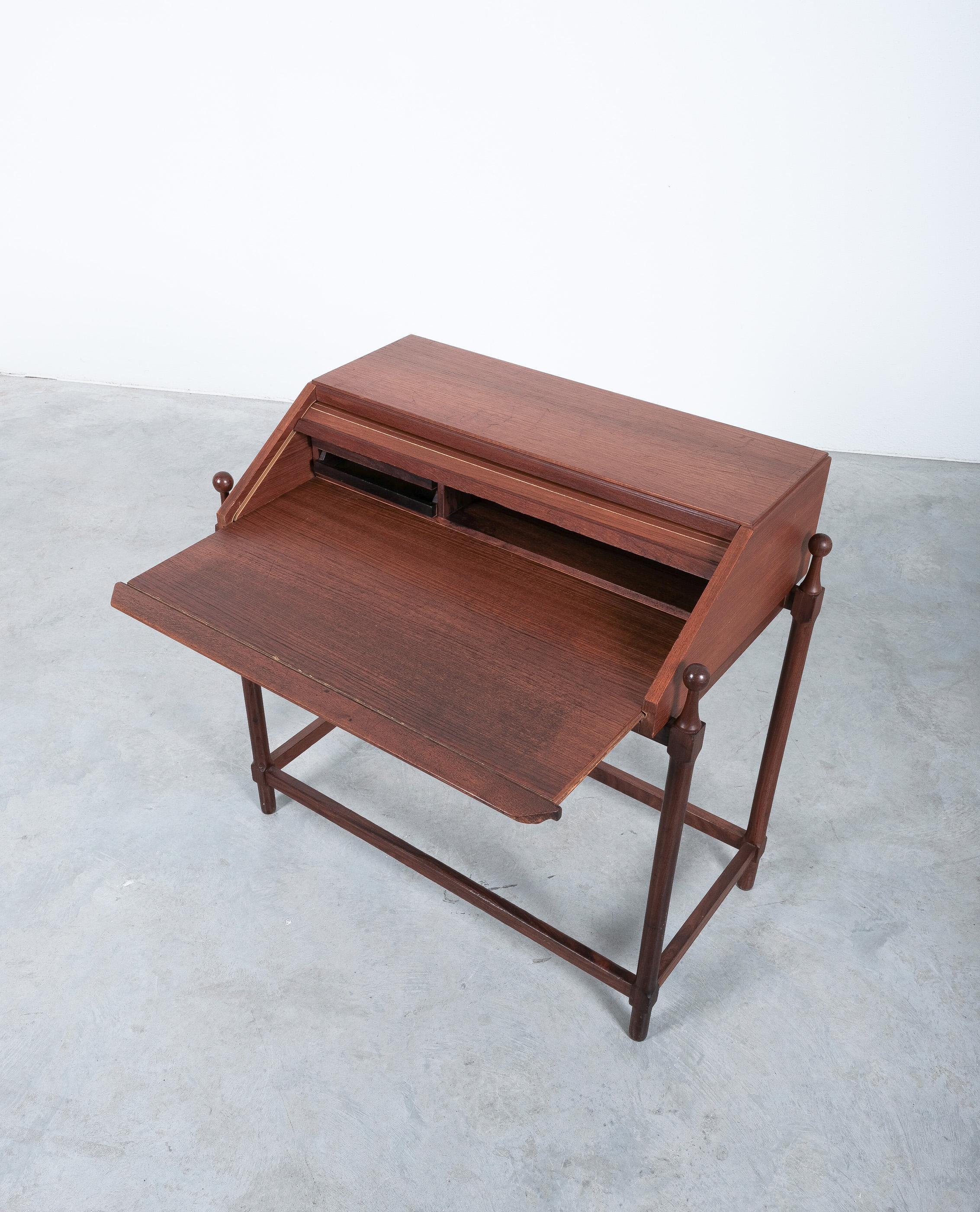 Fratelli Proserpio Writing Table Teak Desk by, Italy, Mid-Century For Sale 2