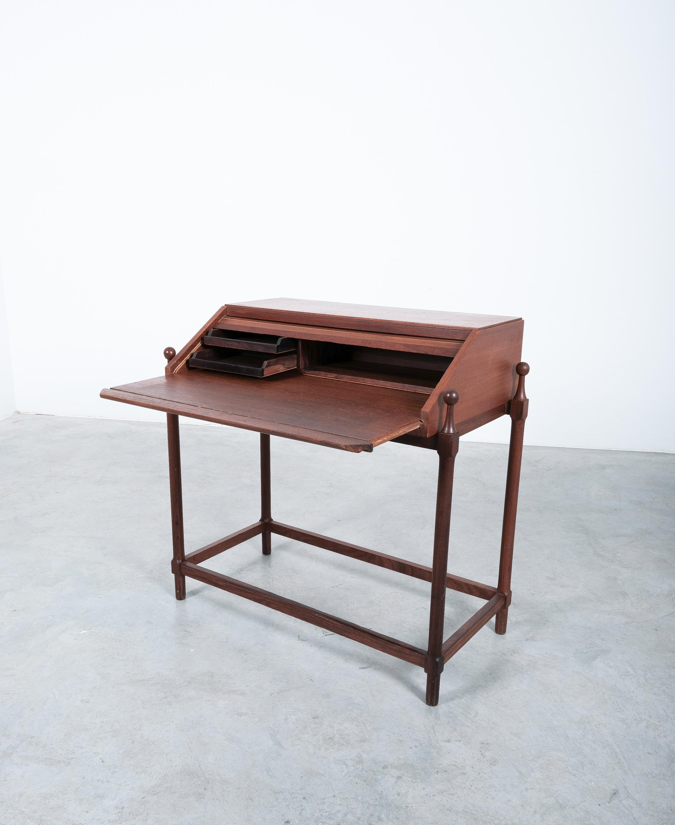 Fratelli Proserpio Writing Table Teak Desk by, Italy, Mid-Century For Sale 3