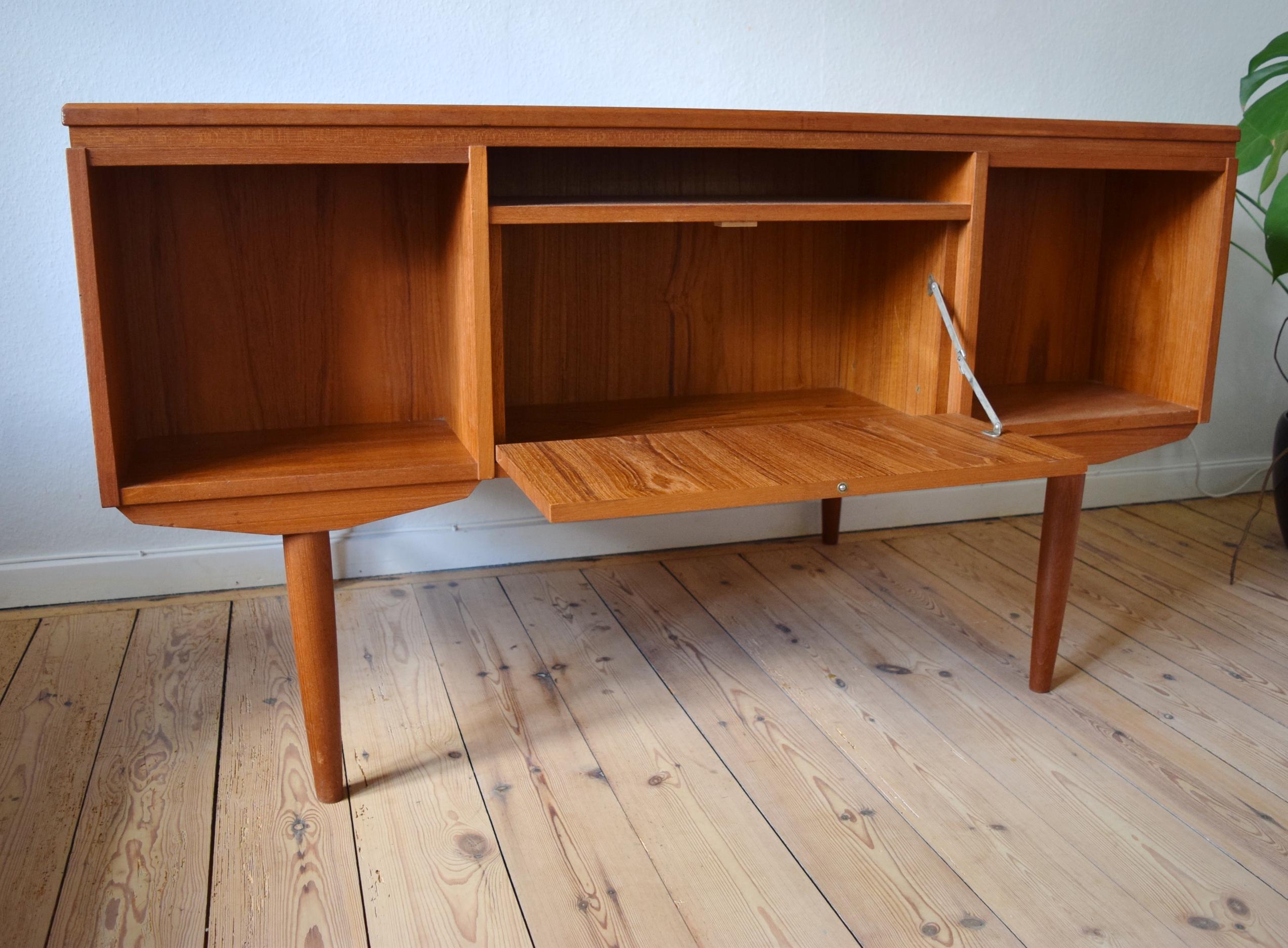 Teak Desk by J. Svenstrup for A.P. Møbler, 1960s 3