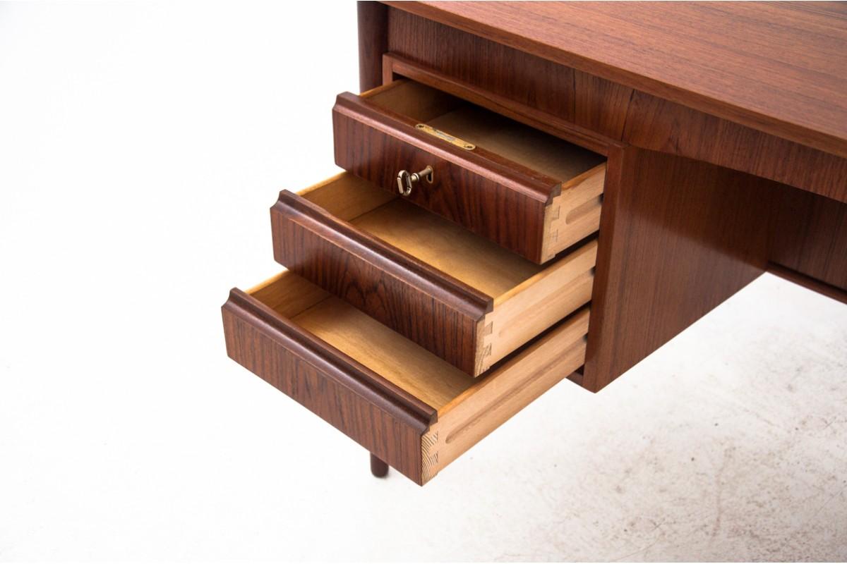 Scrivania in teak, design danese, anni '60 In condizioni buone in vendita a Chorzów, PL