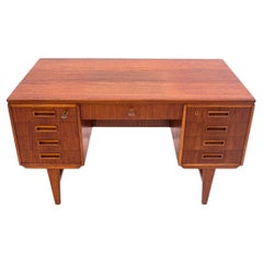 Bureau en teck, Danemark, années 1960.