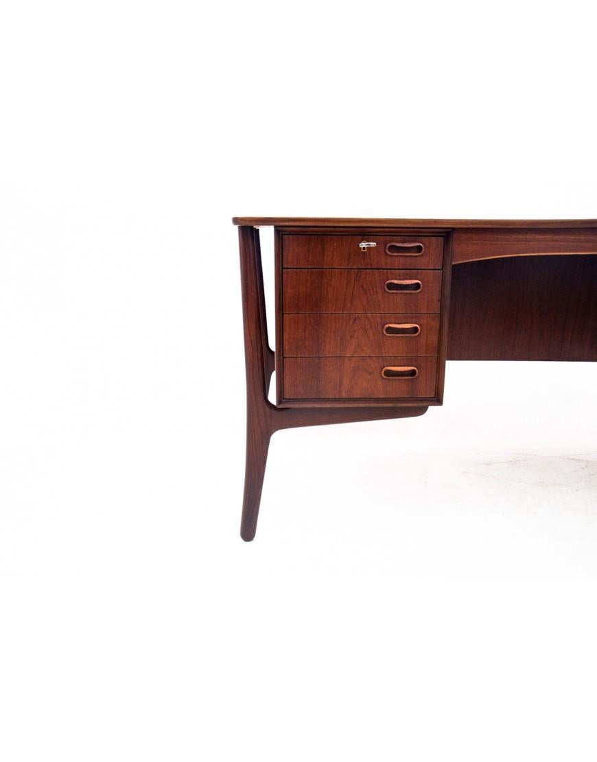 Schreibtisch aus Teakholz, entworfen von Svend Aage Madsen für H.P. Hansen, Dänemark, 1960er Jahre (Mitte des 20. Jahrhunderts) im Angebot
