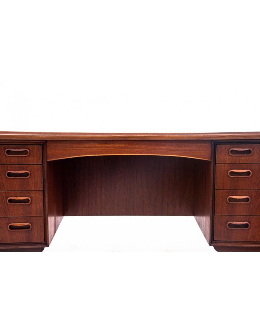Teak Desk, designed by Svend Aage Madsen for H.P. Hansen, Denmark, 1960s For Sale 2