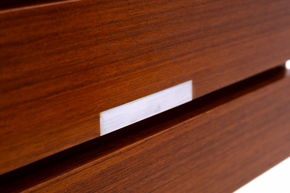 Teak Desk, Eigil Petersens Mobelfabrik, Denmark, 1970s. 1