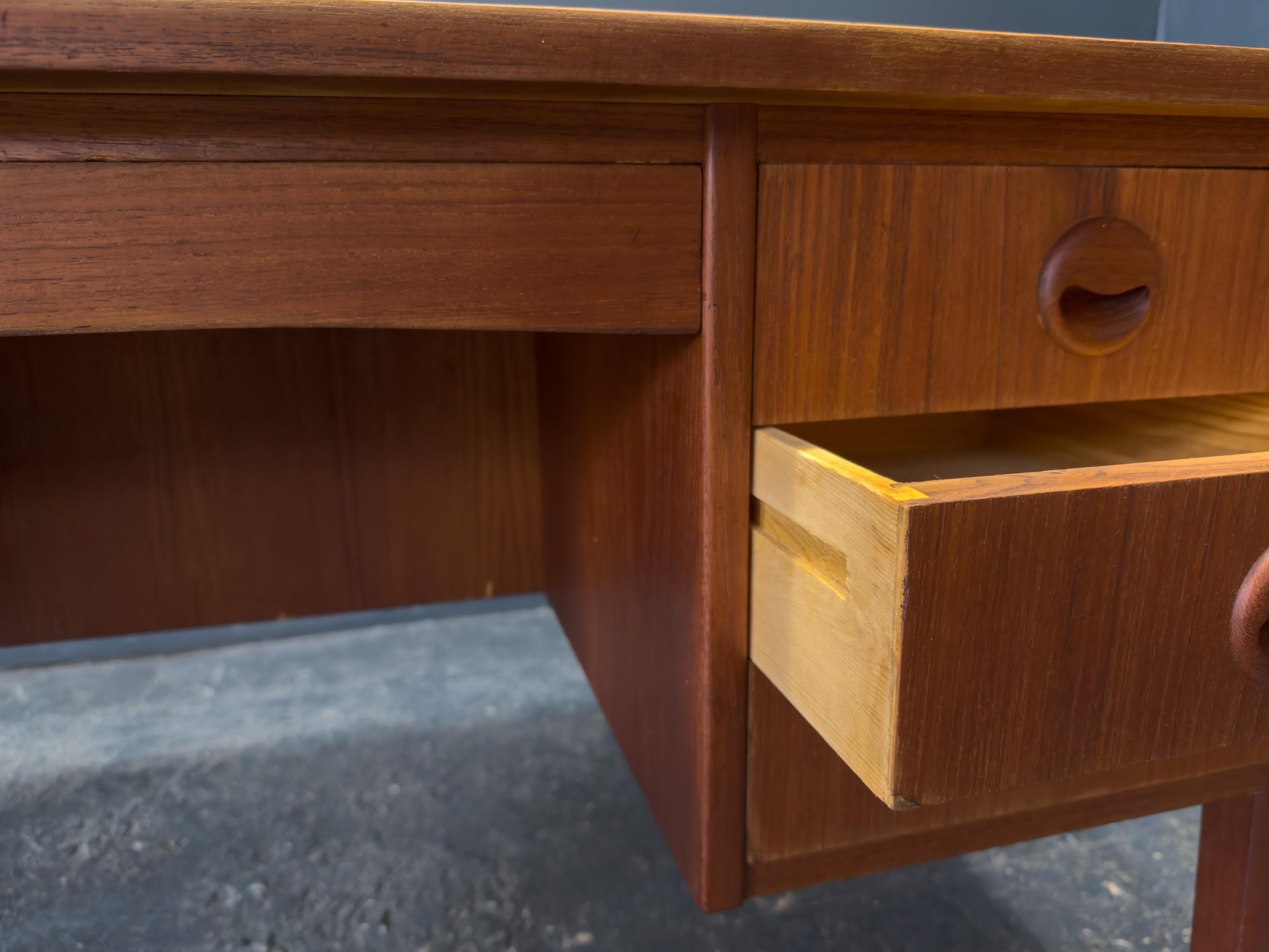 Scrivania in teak in vendita 5