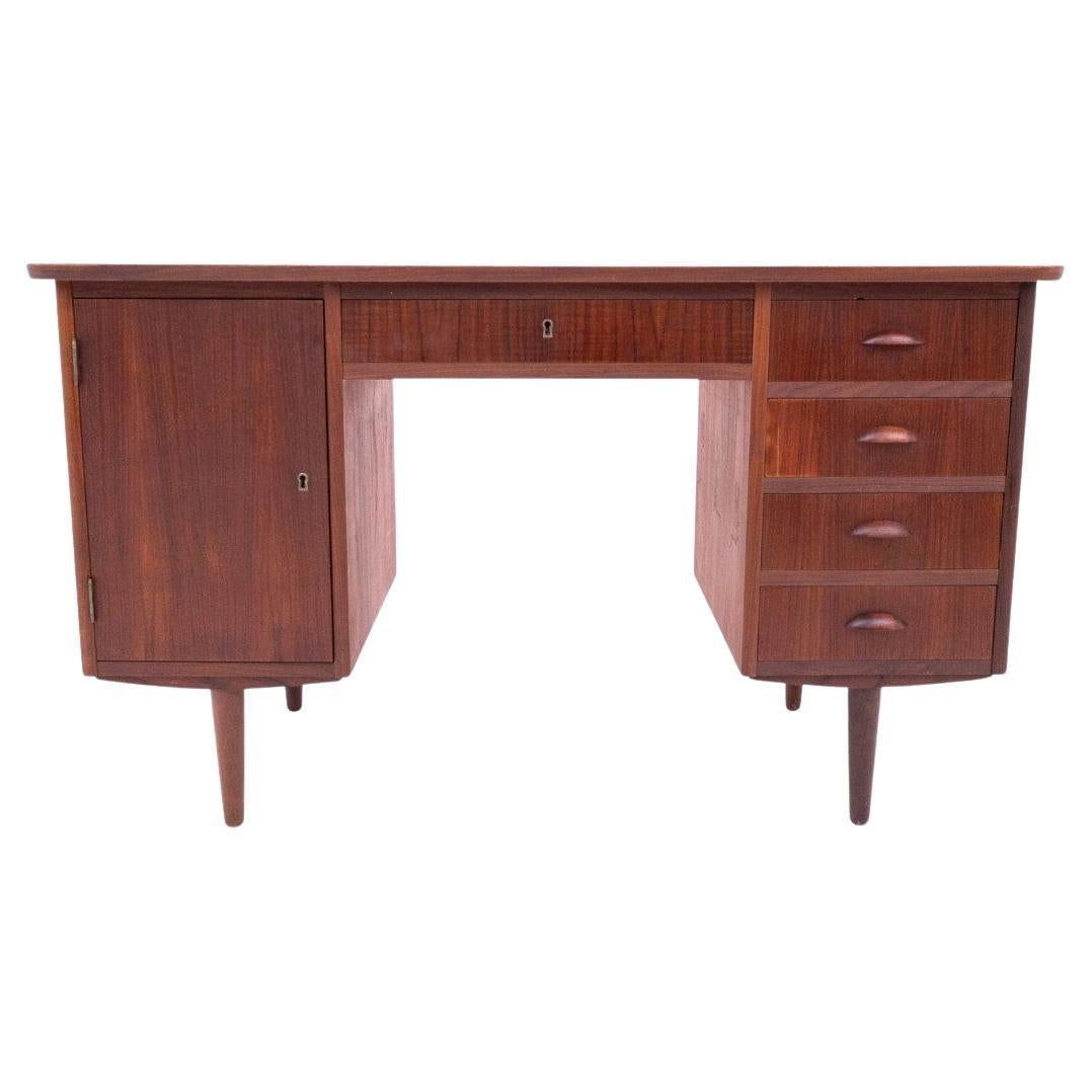Teak desk, mid-century modern, Denmark, 1960s.