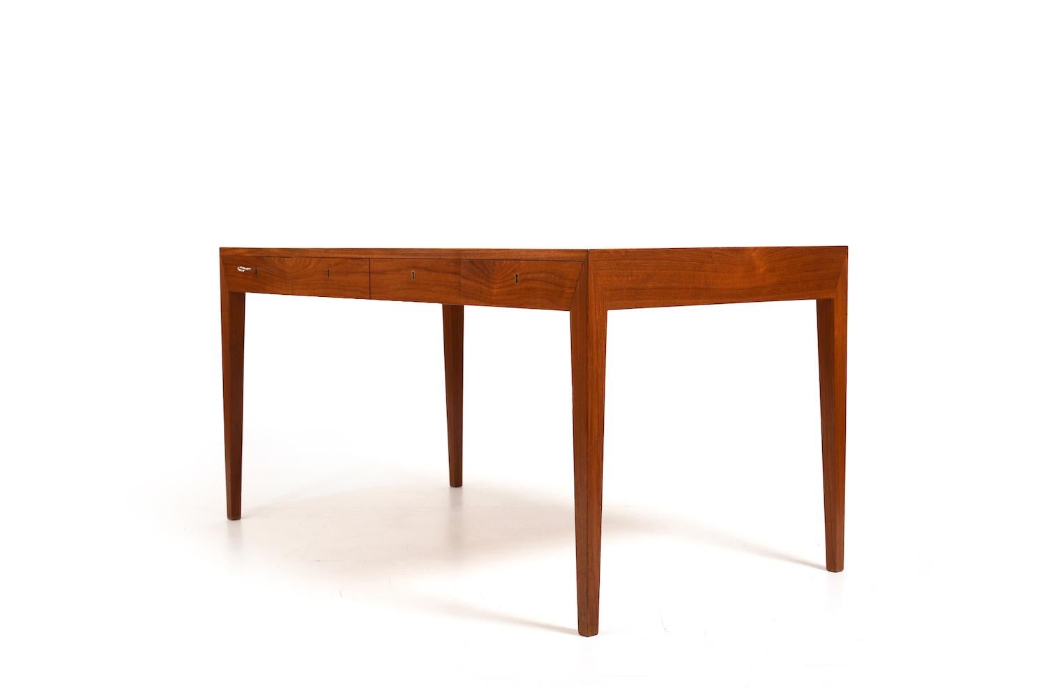 Teak Desk Mod.36 by Severin Hansen for Haslev 1950s In Good Condition For Sale In Handewitt, DE