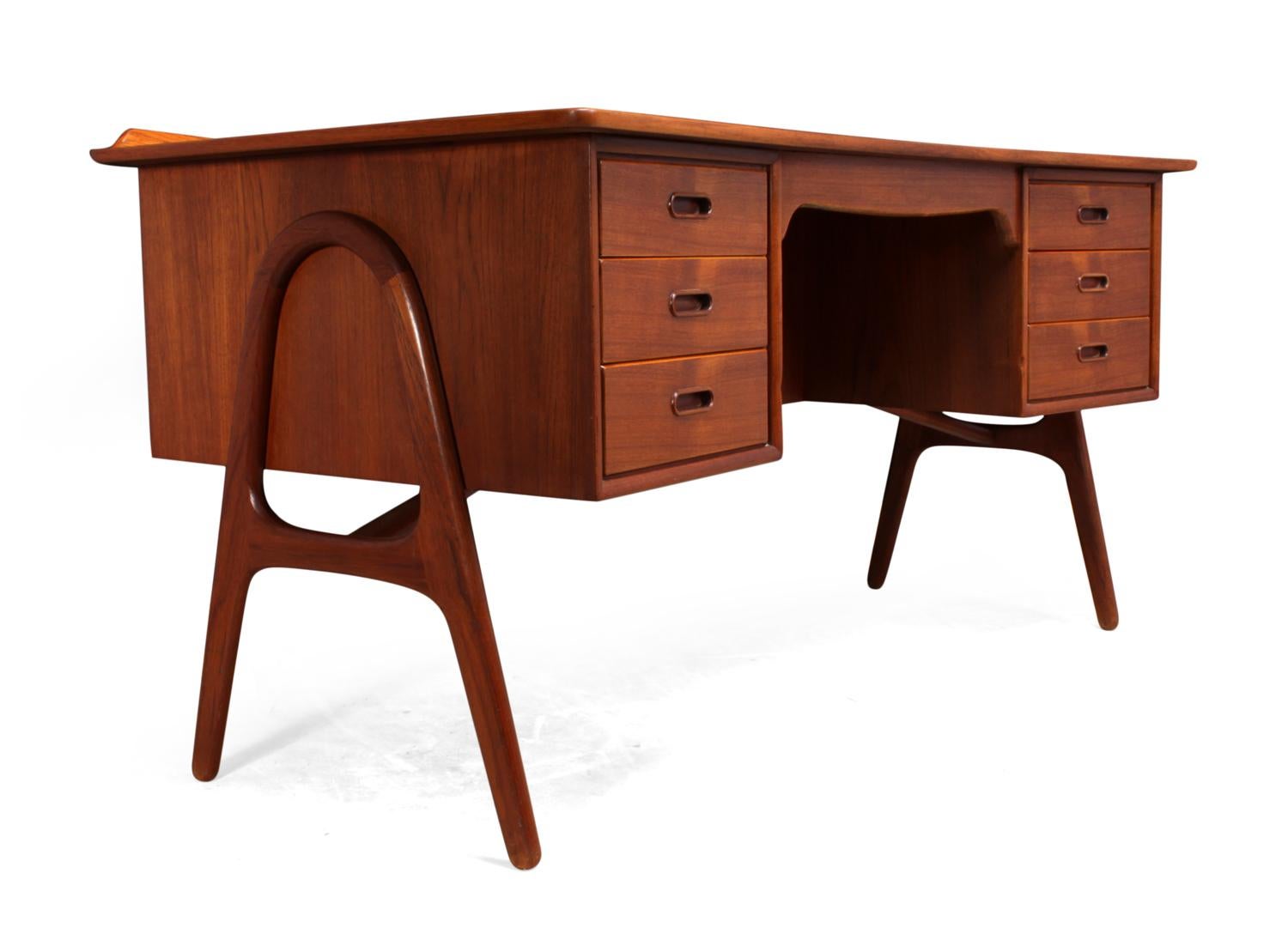 Mid-Century Modern Teak Desk, Model SH 180, by Svend Madsen for Sigurd Hansen