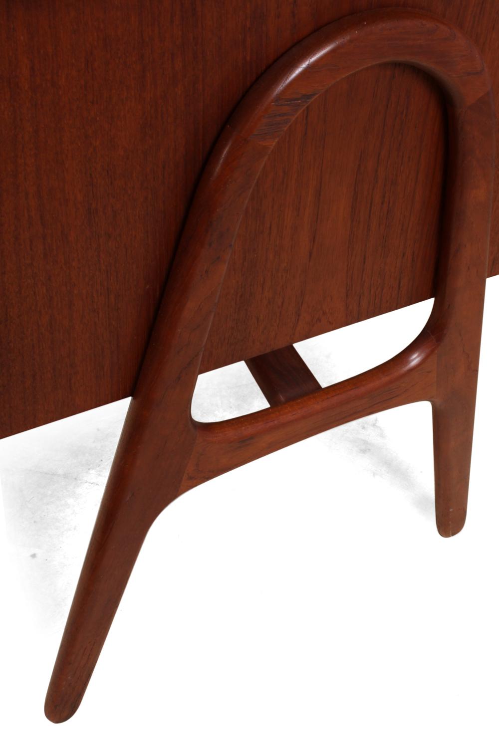 Wood Teak Desk, Model SH 180, by Svend Madsen for Sigurd Hansen