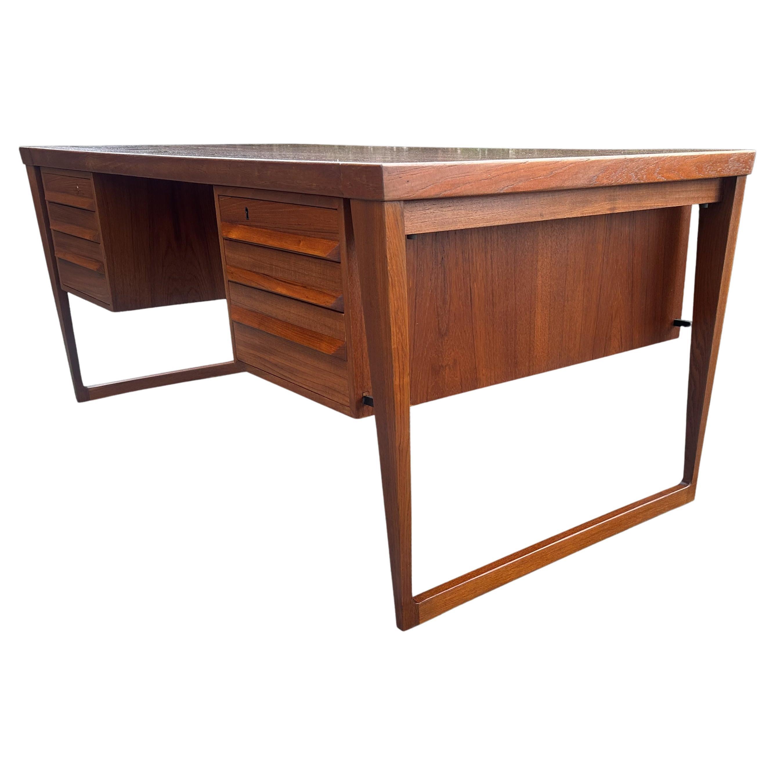 Schreibtisch aus Teakholz Modell70 von Kai Kristiansen für Feldballe Mobelfabrik im Angebot