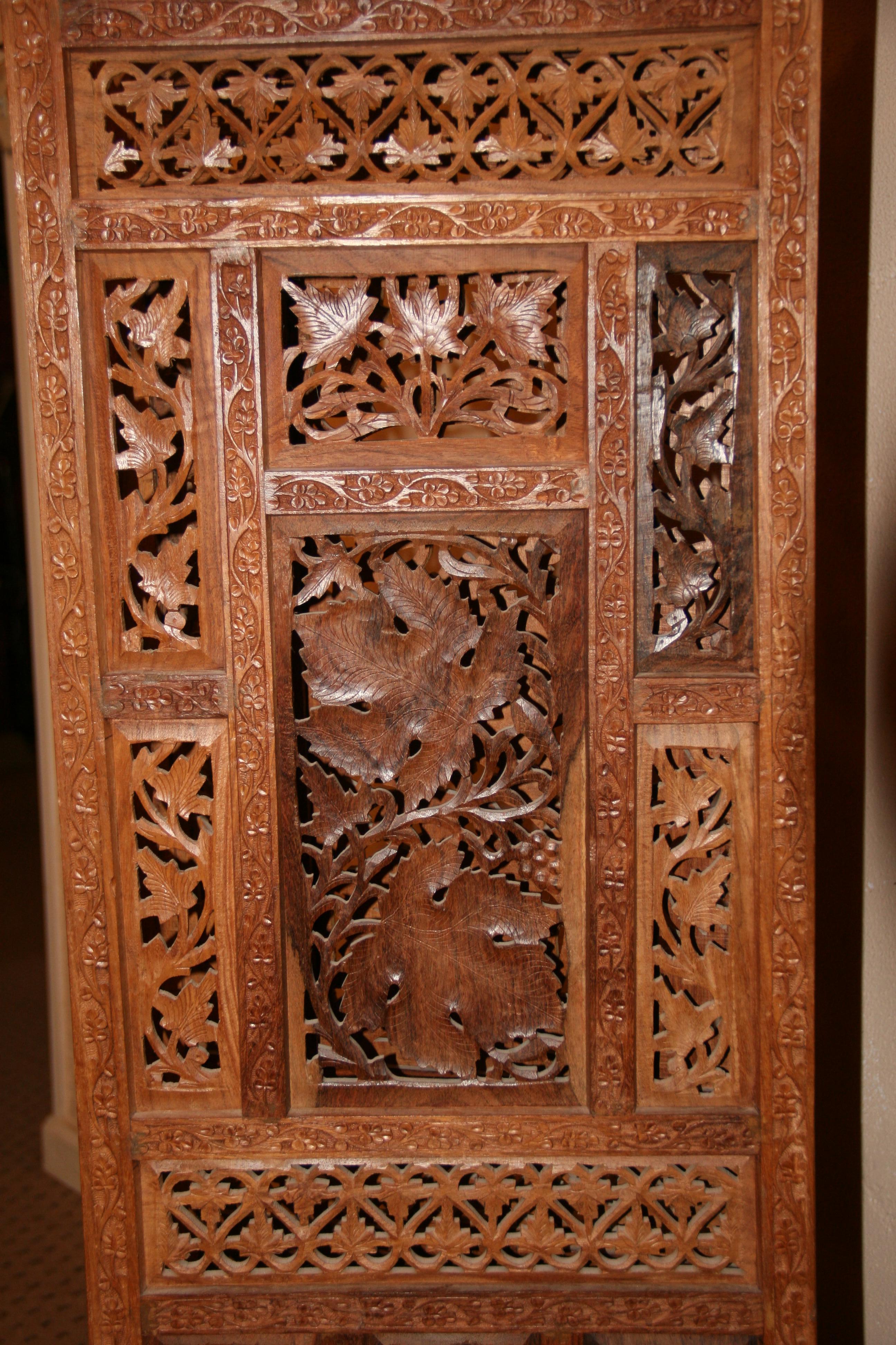 Teak Detailed Carved Three Panel Room Screen For Sale 1