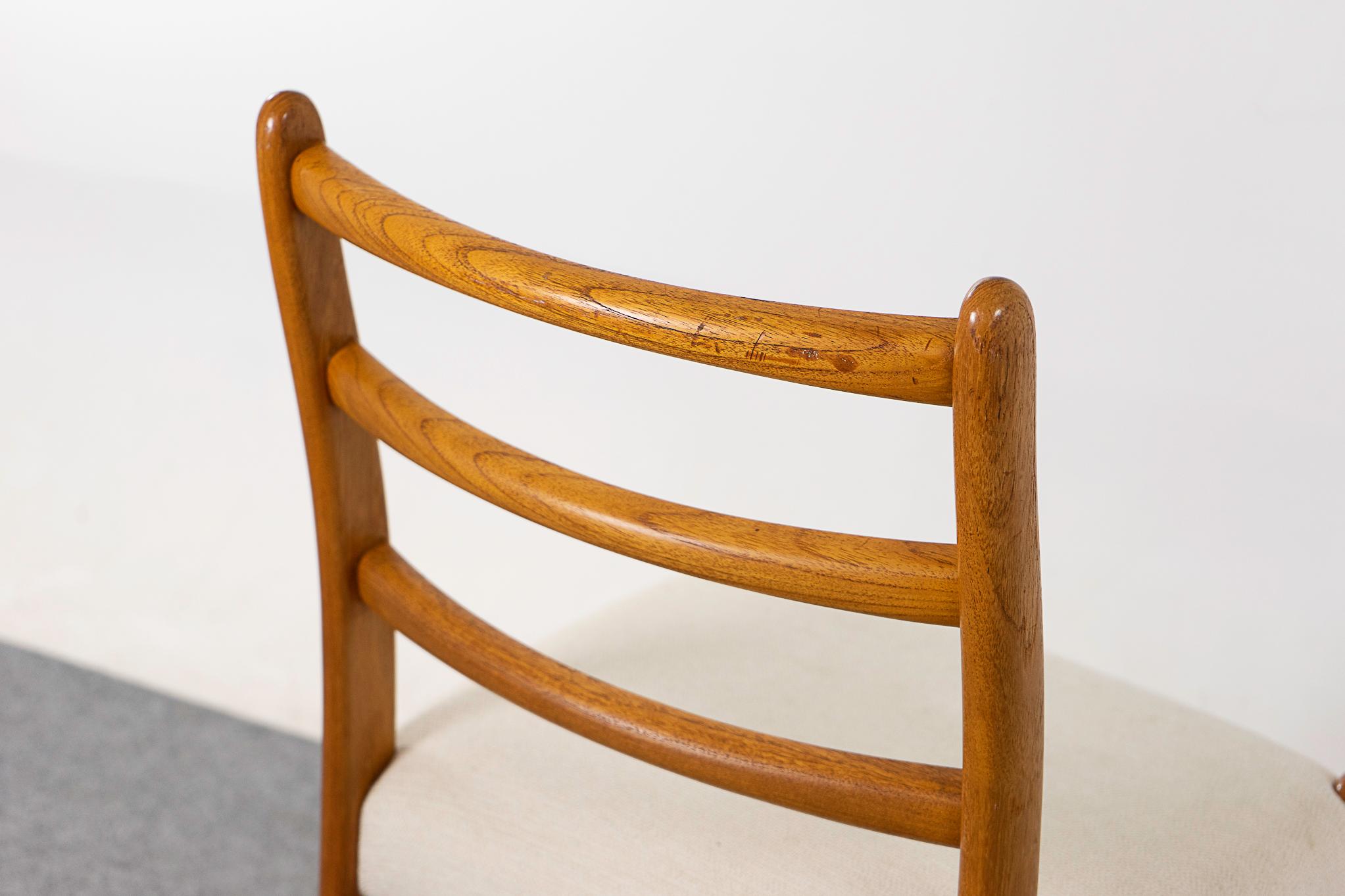 Teak Dining Chair  For Sale 3